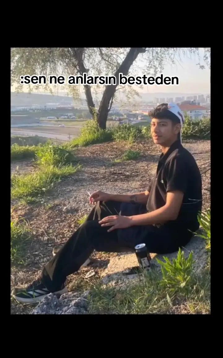 @Esmertborggg_