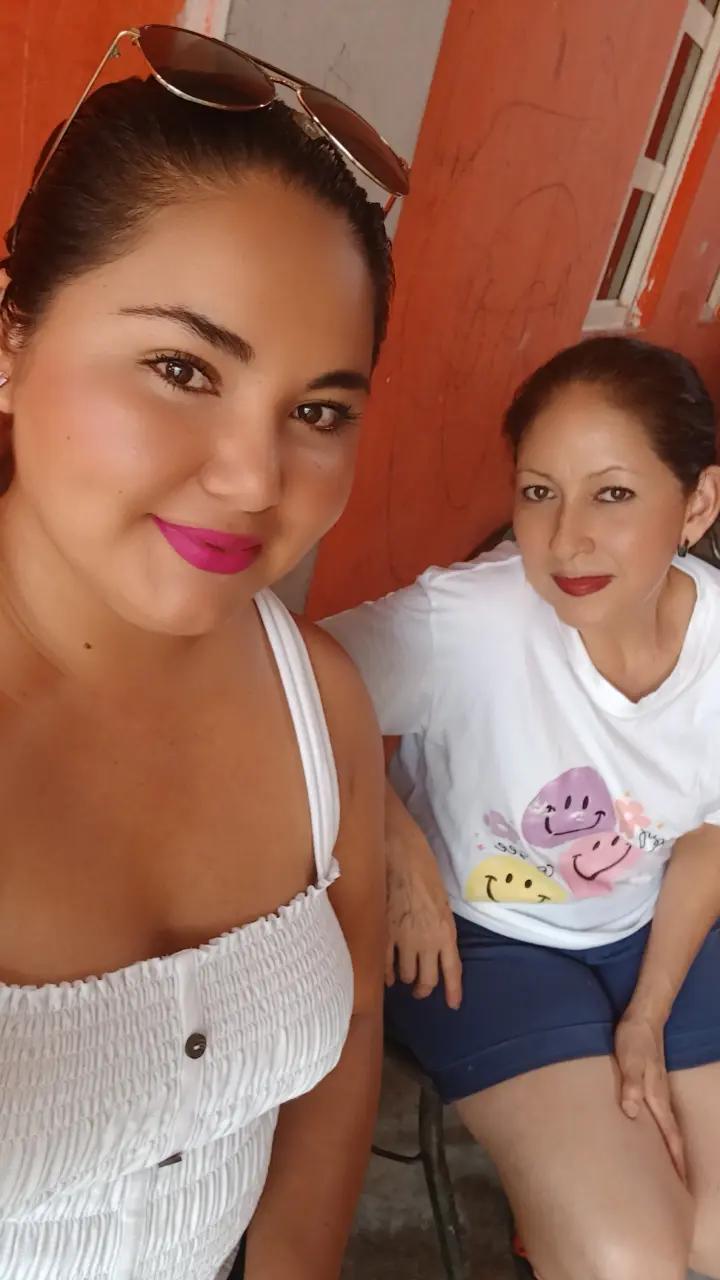 @clarissa salazar