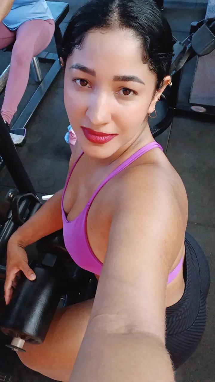 @janaina