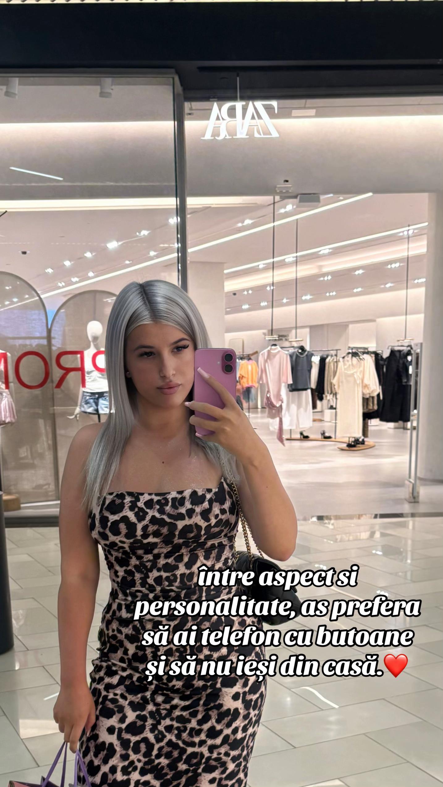 @Ella💘