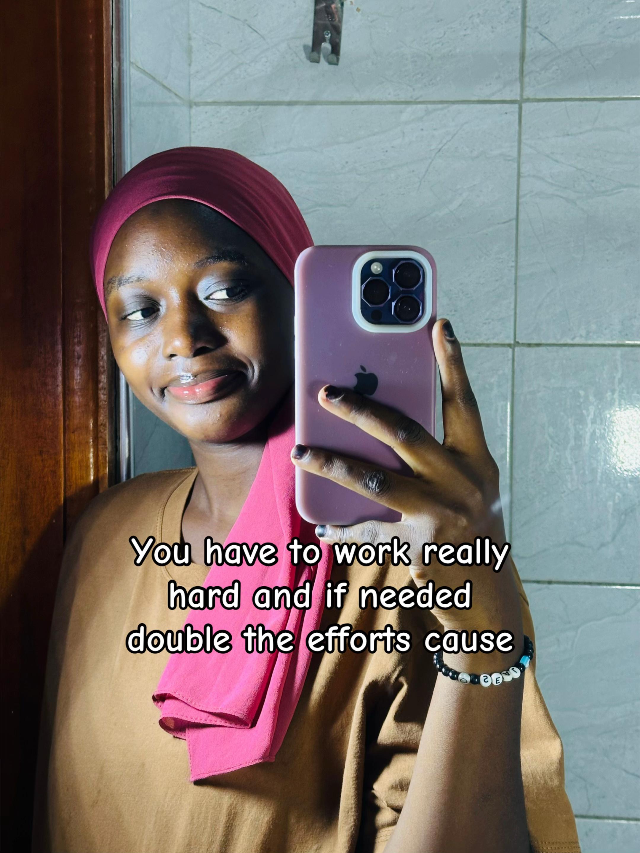 @𝒜𝑒𝓇𝒾𝒶𝓁🧡🦋✨️