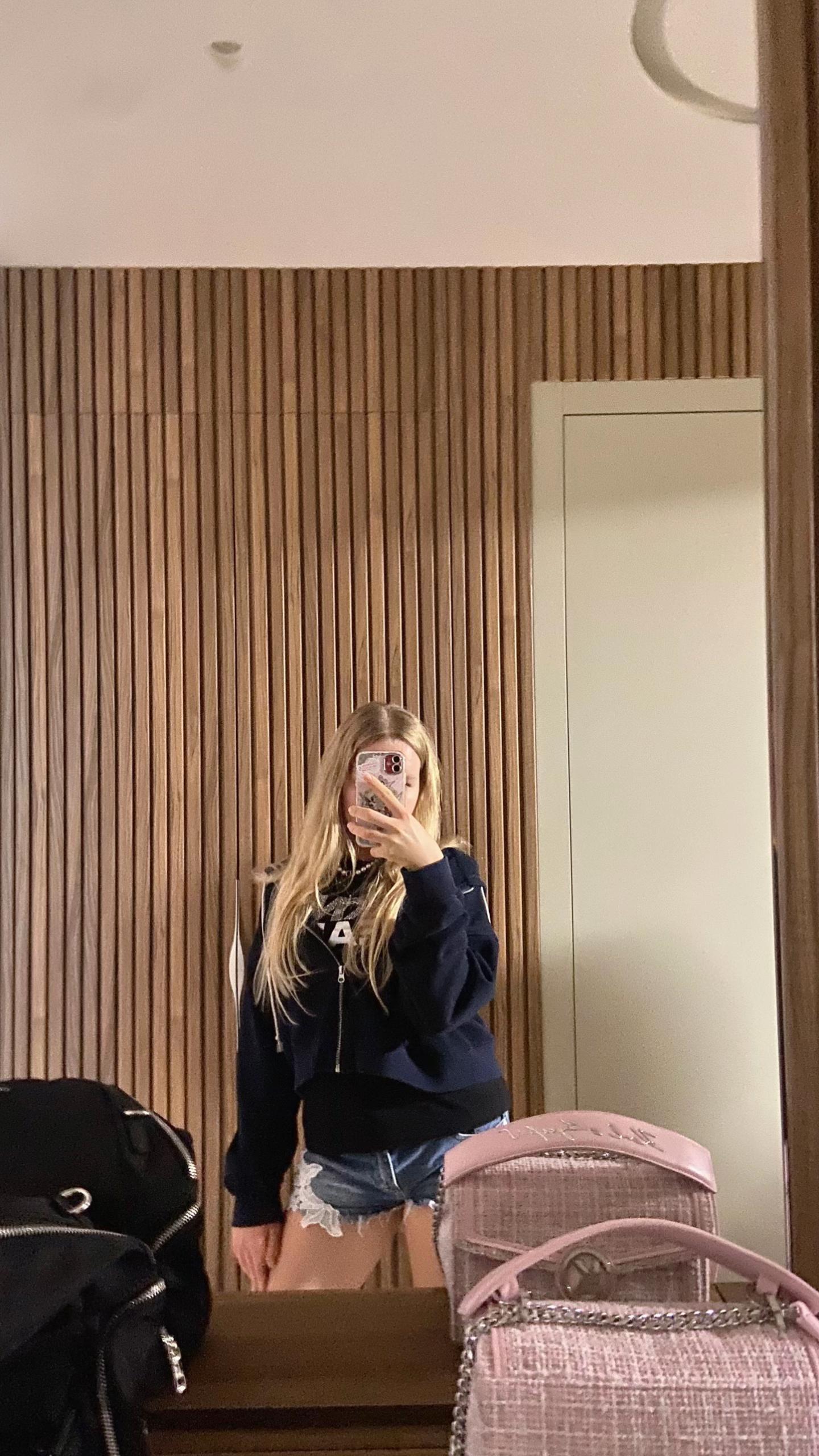 @𝑉
