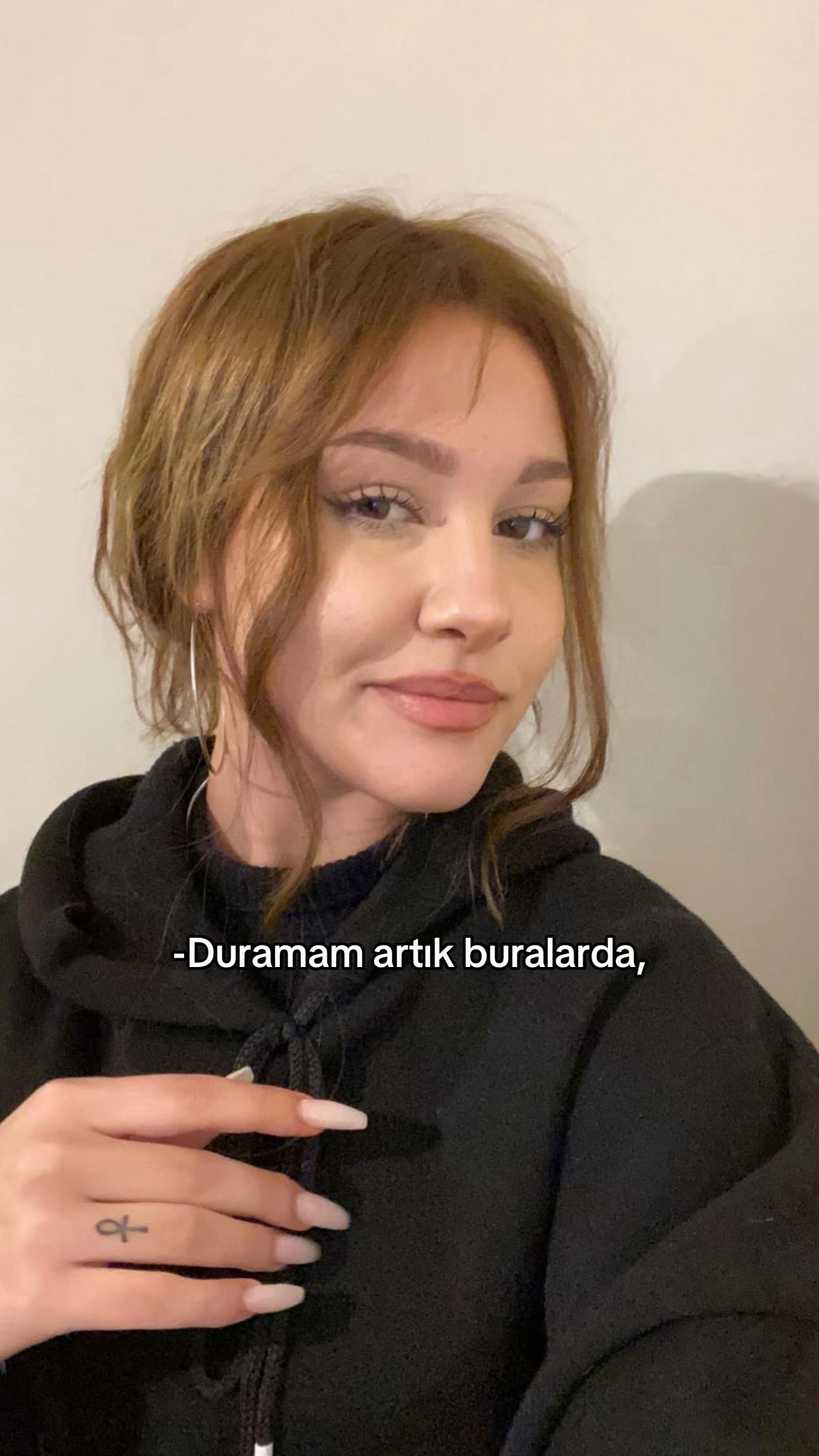 @Begoski ᥫ᭡.