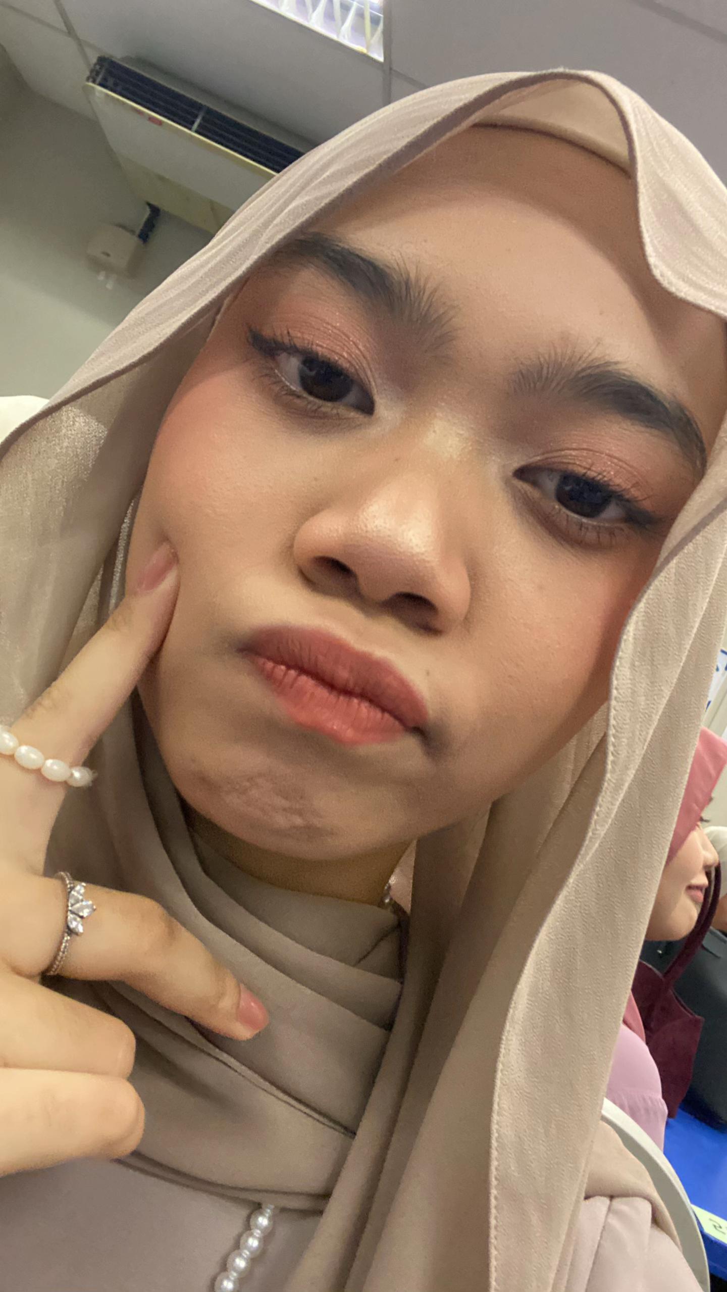 @dee