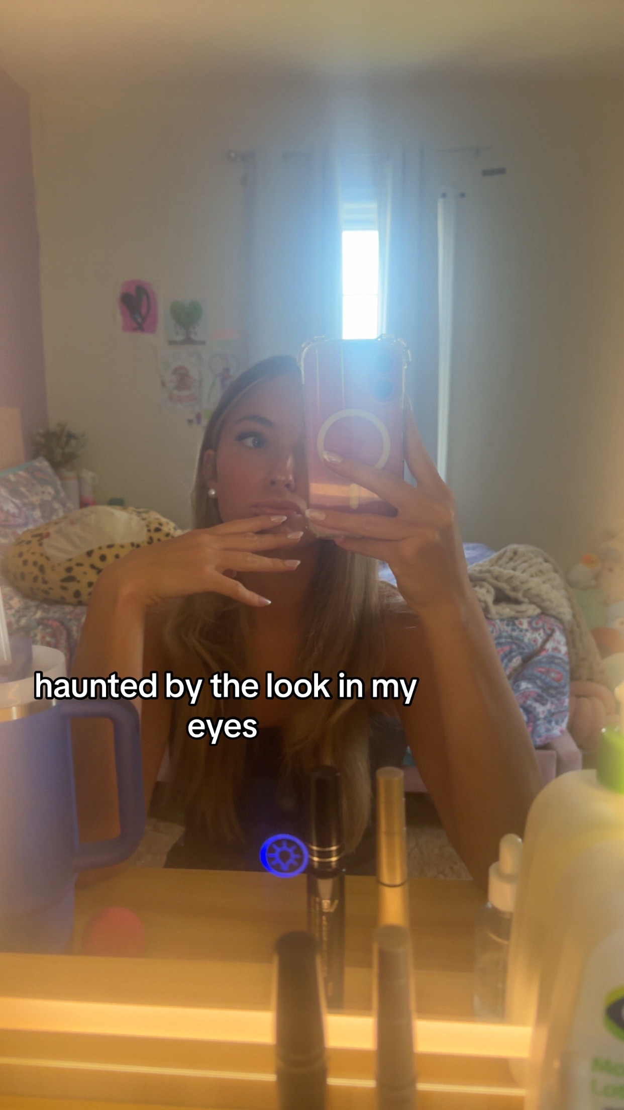 @bella