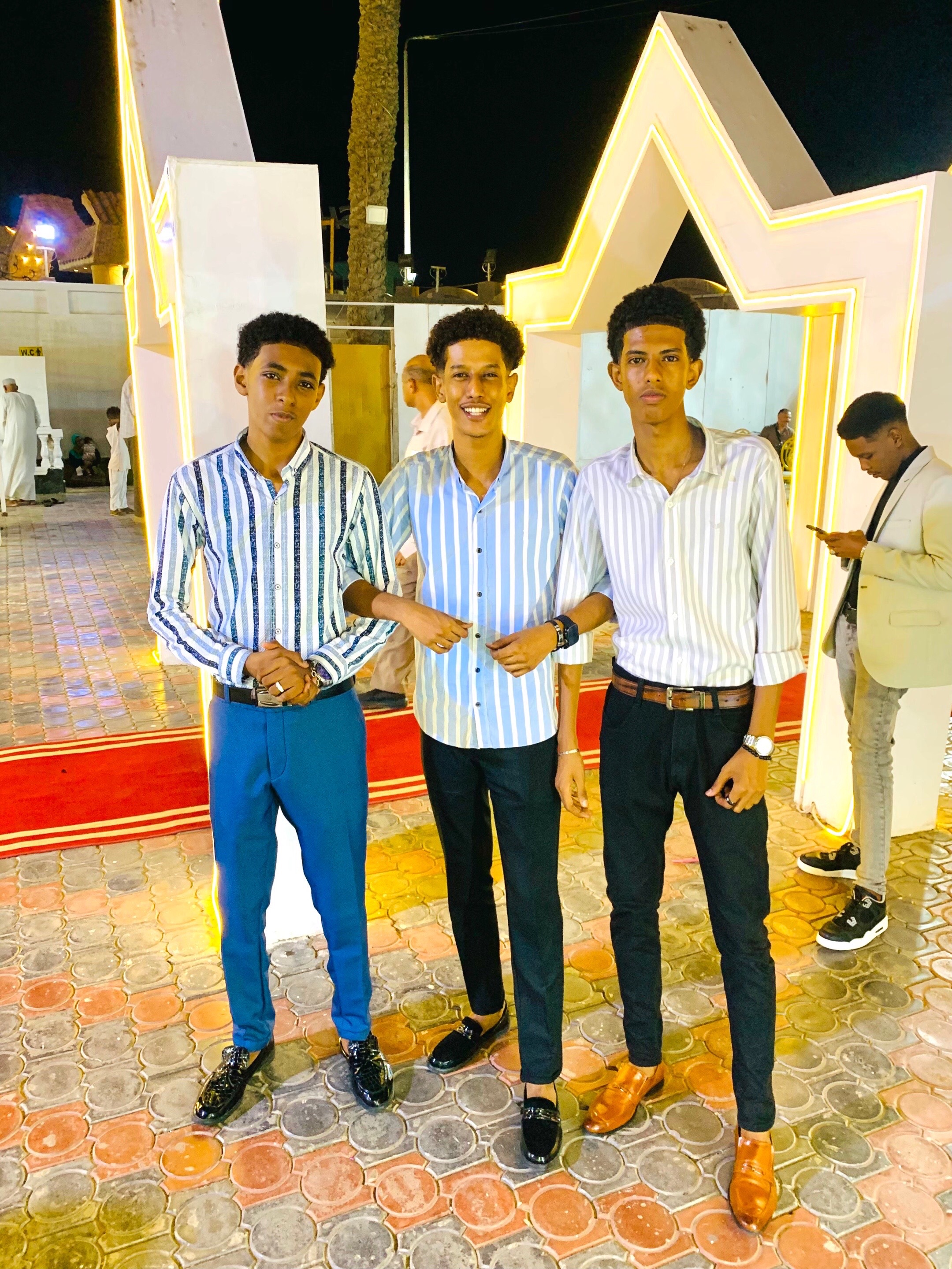 @R.    I.    X.