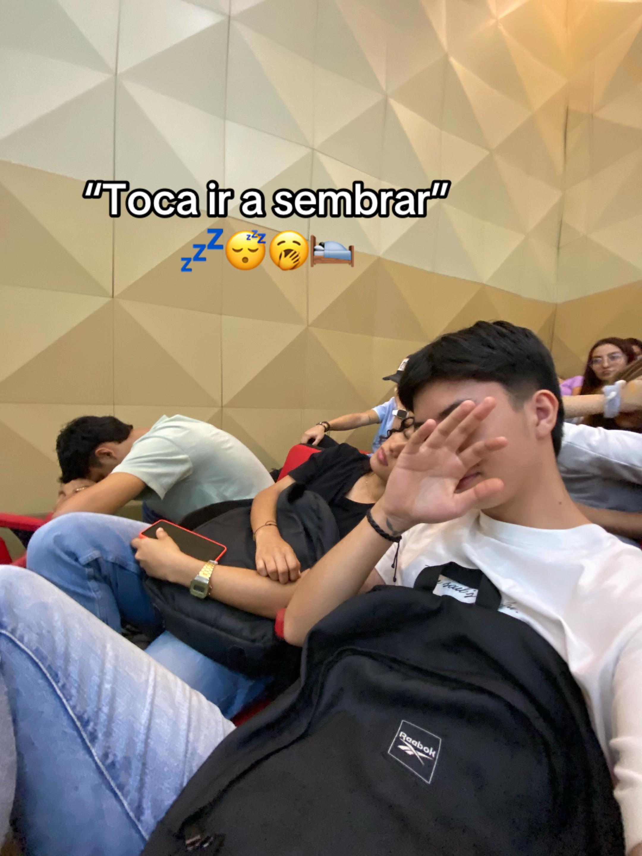 @Juan Felipe G 🧑🏻&zwj;🌾