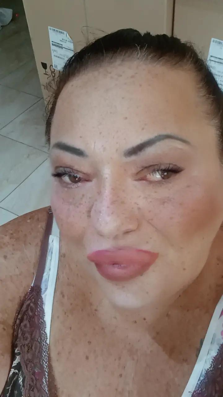 @anna davinno