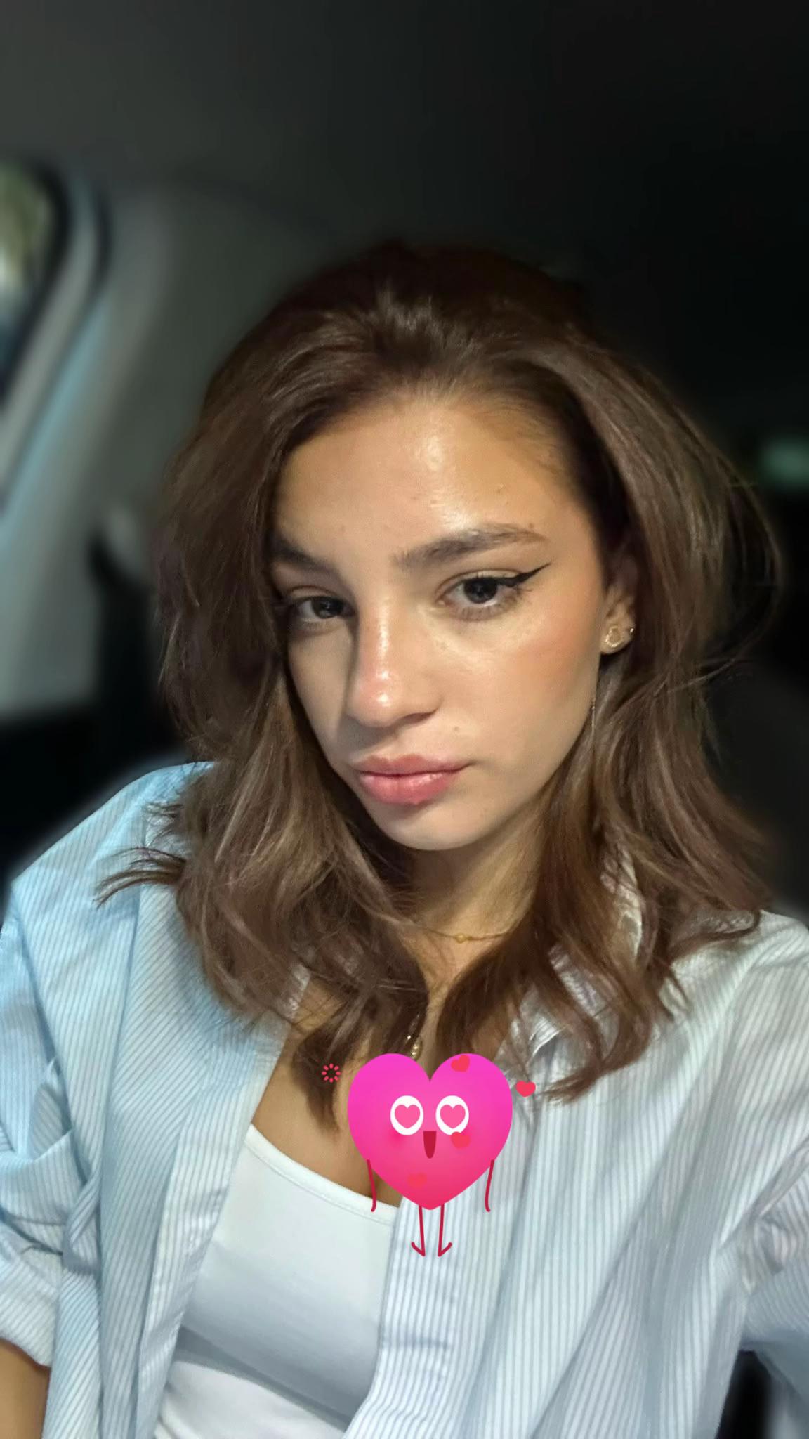 @𝔄𝔡𝔯𝔦𝔞𝔫𝔞 👑