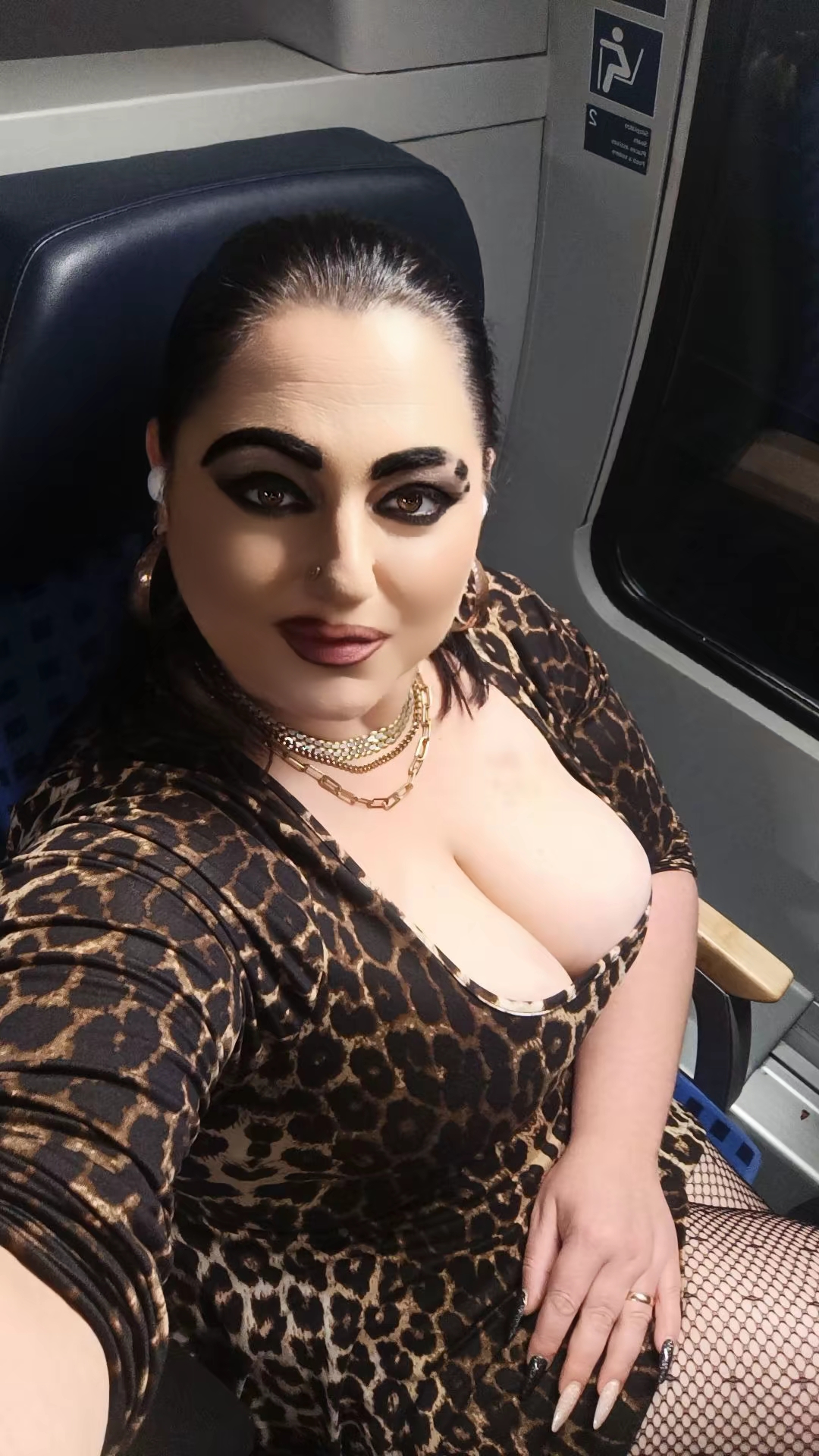 @ANZHELIKA