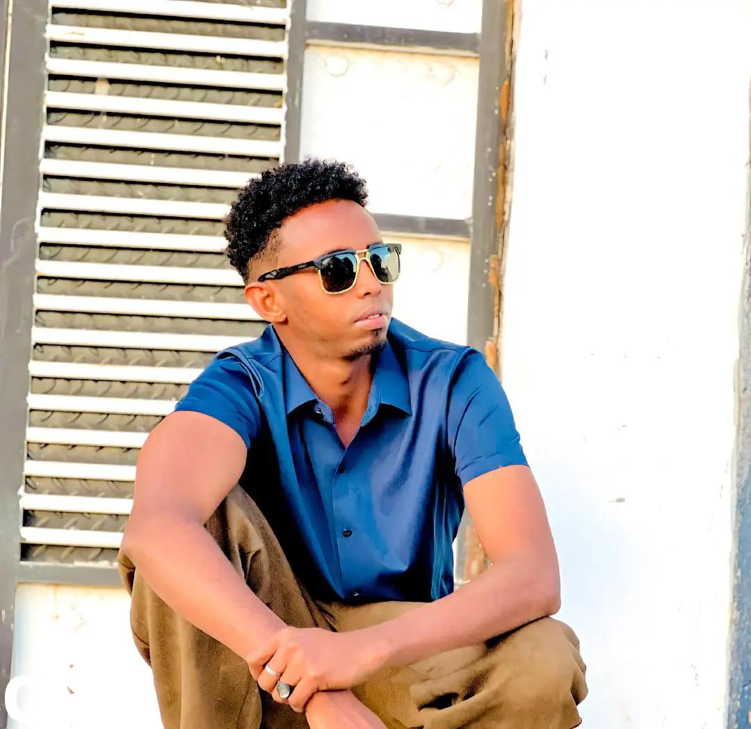 @daahir Dayax