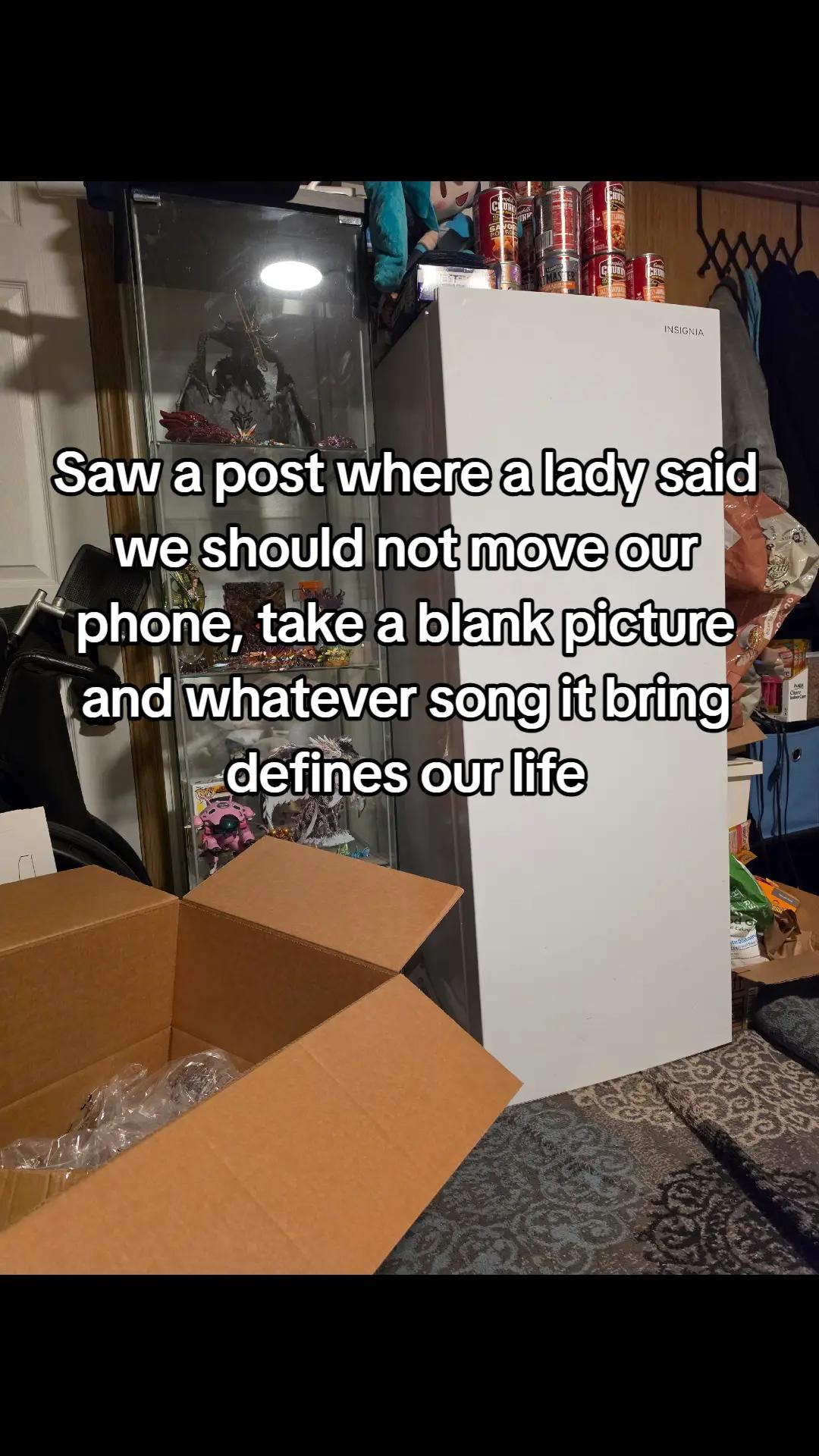 @Polyweird