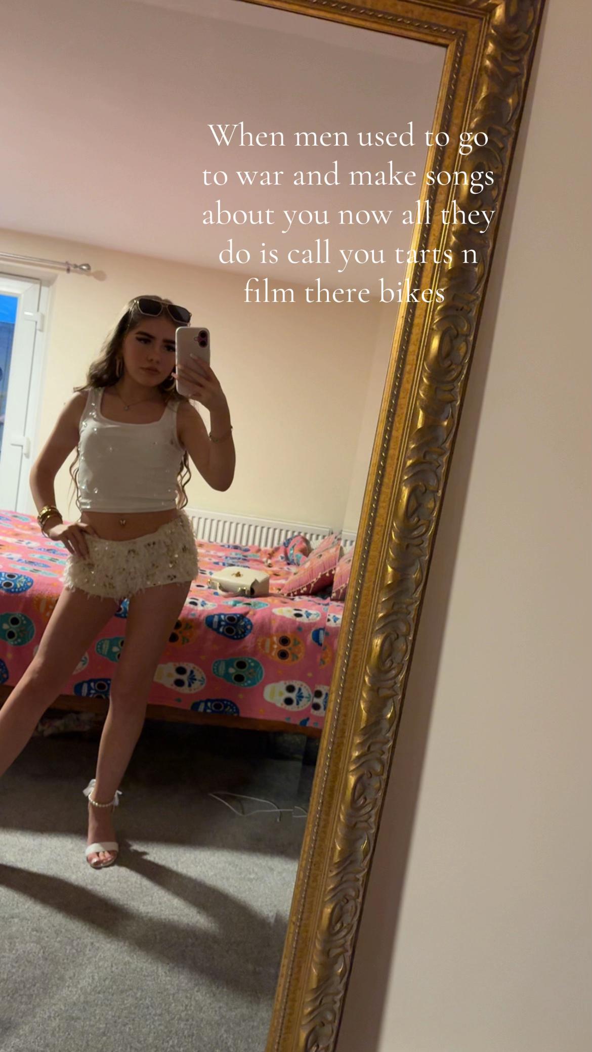 @👸🏽𝒮𝒸𝒶𝓇𝓁ℯ𝓉𝓉𝓈𝓉ℯℯ𝓁ℯ🍒