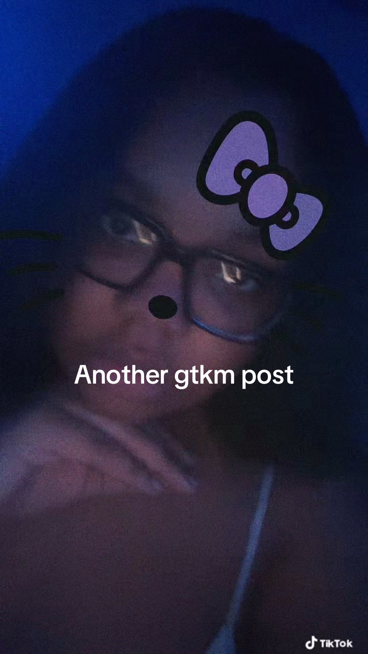 @Itz TT😒🩷🖤🤏🏽