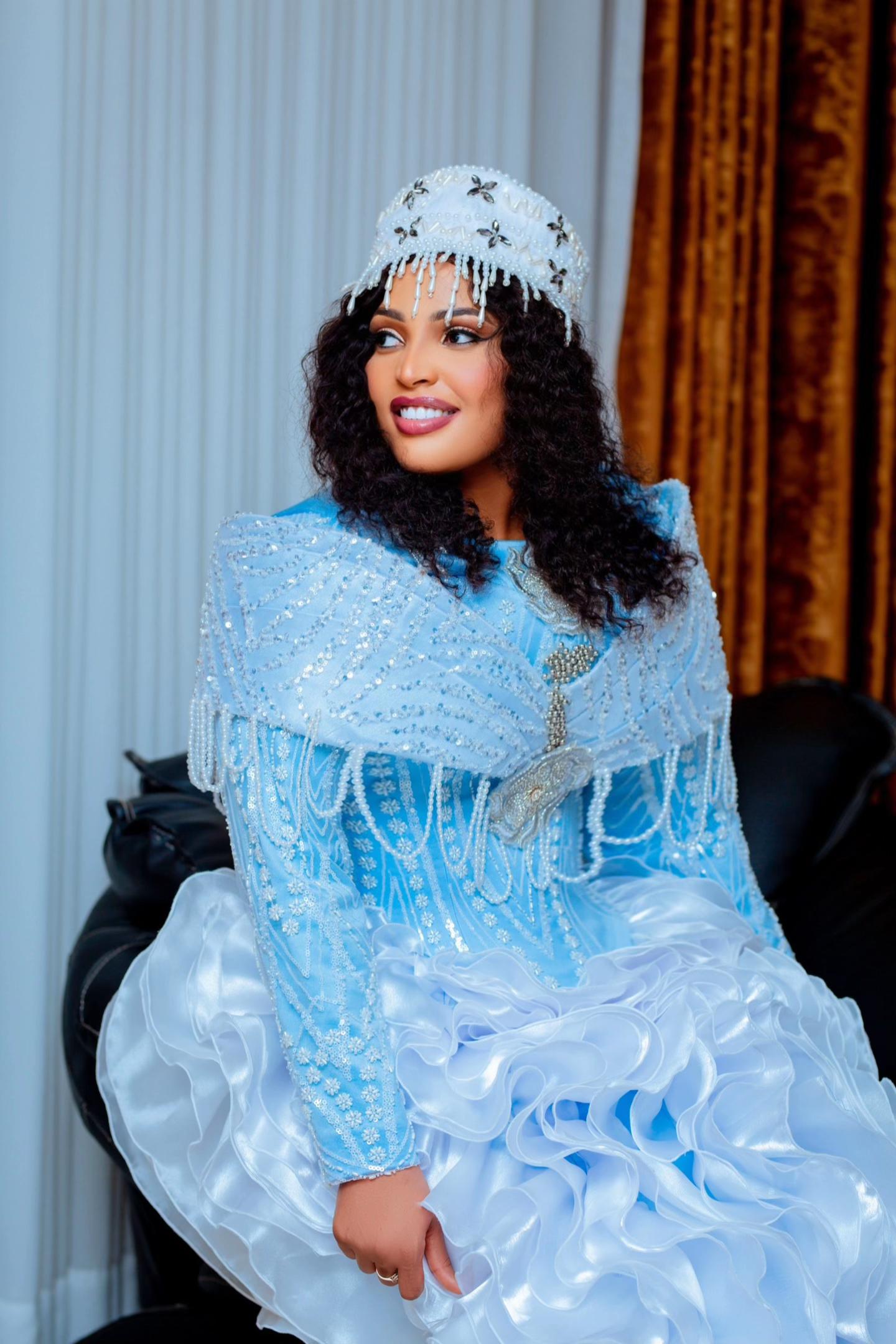 @Latifa🇷🇼