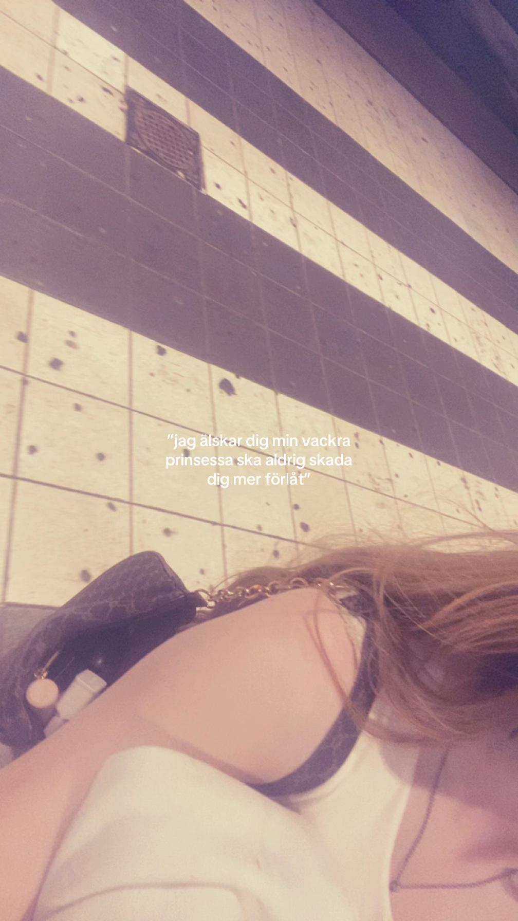 @ꨄL