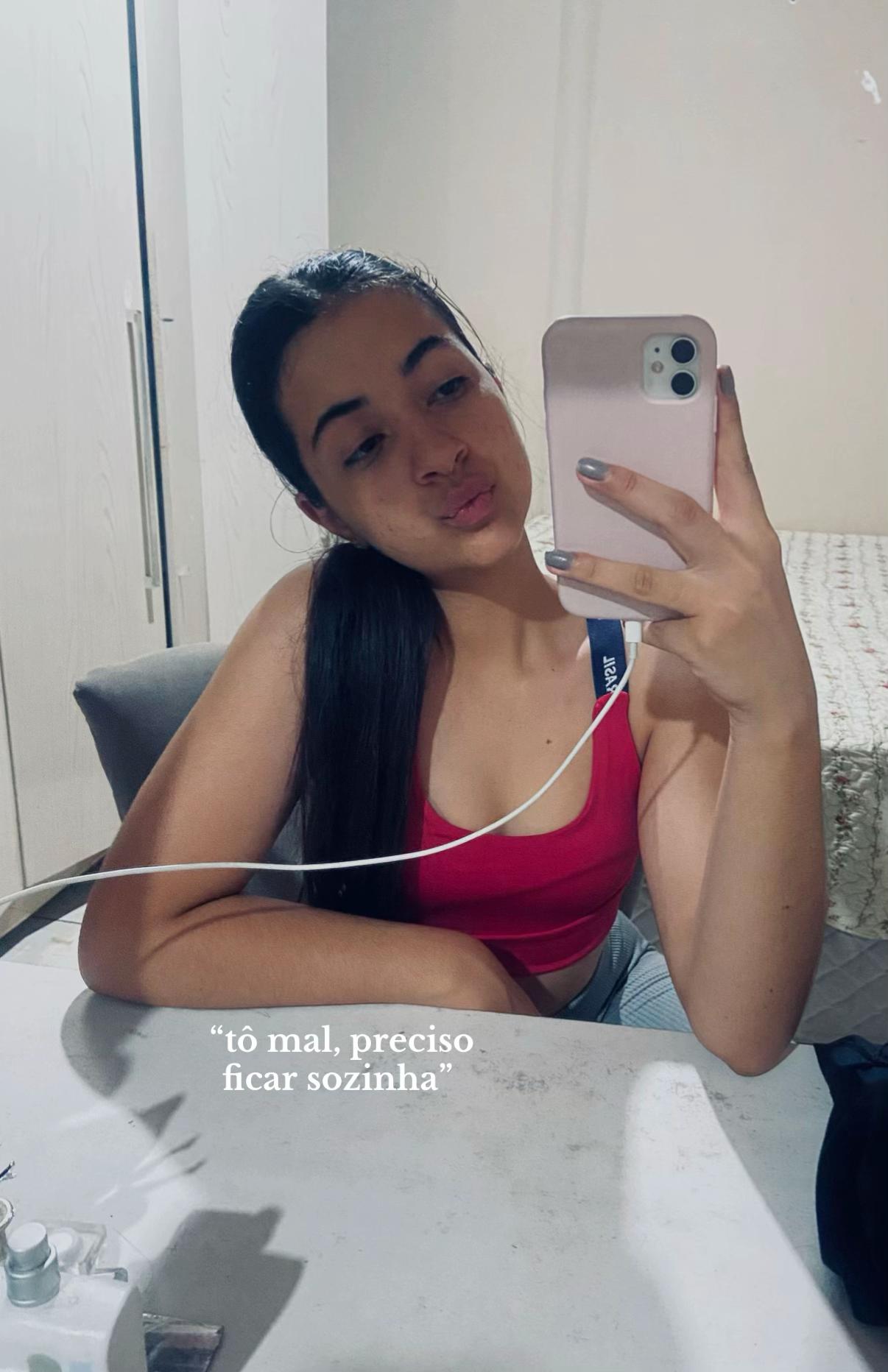 @Júlia