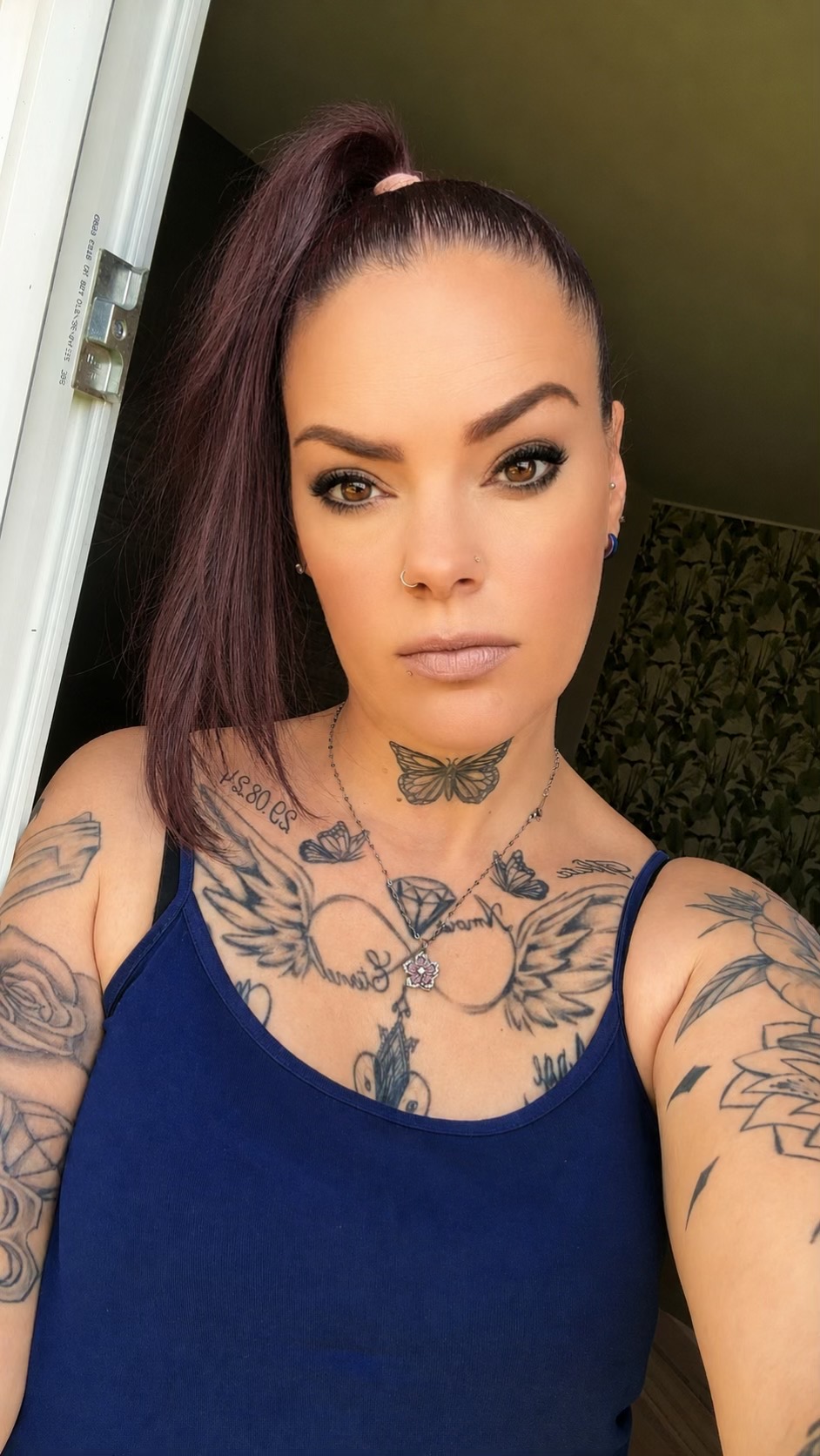@la.tat0uee51x