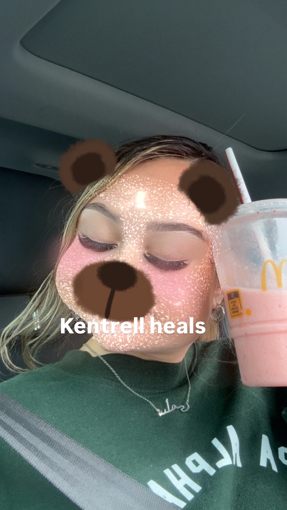 @🪩