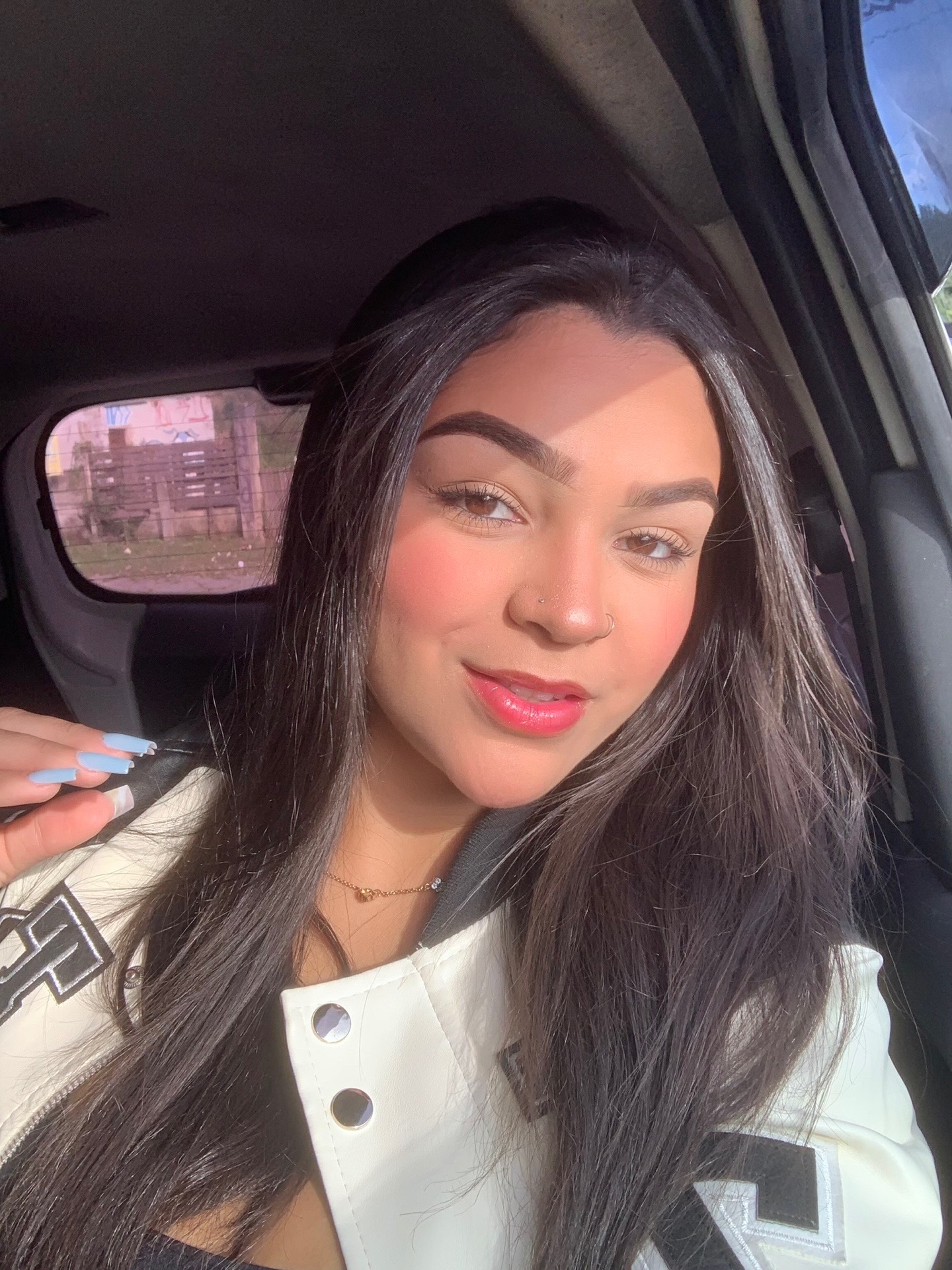 @Julya Souza