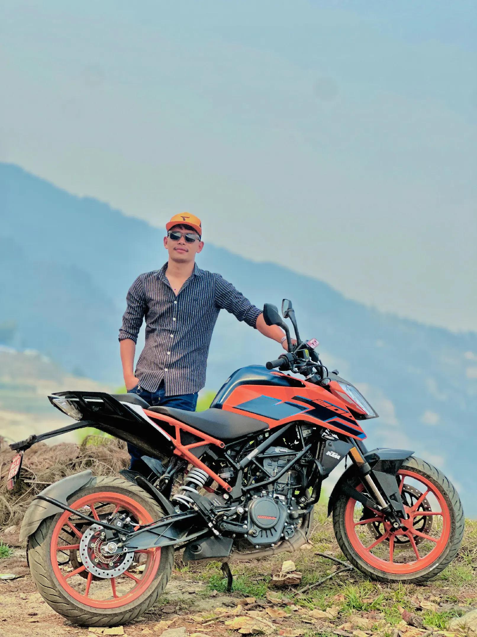 @सुजित मोक्तान