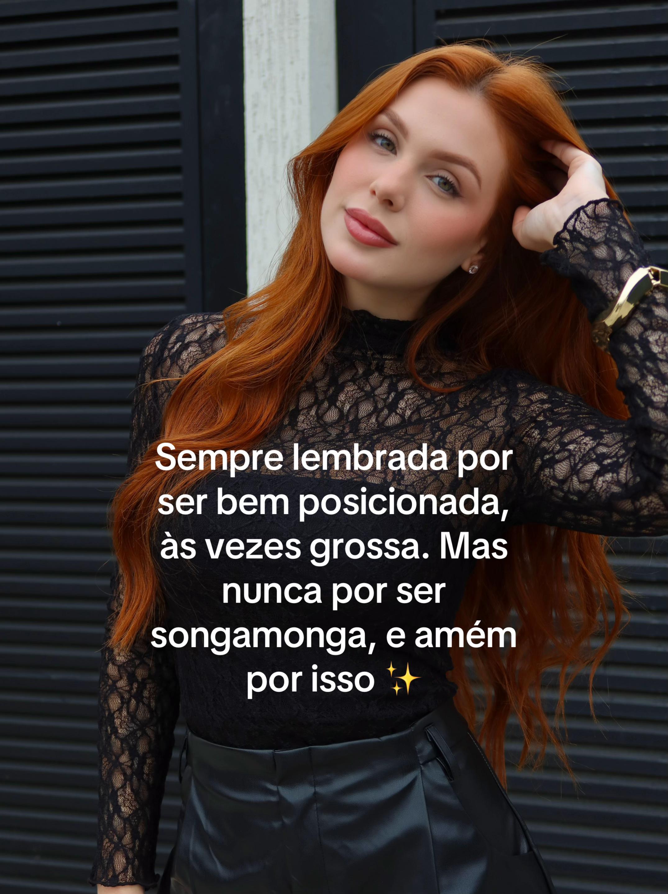 @JULIA GOUVEA
