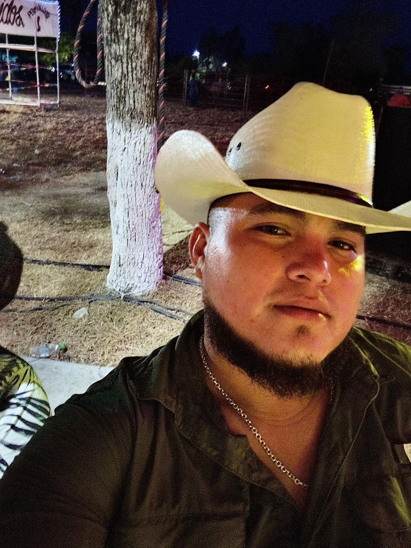 @Rodolfito Gonzalez G