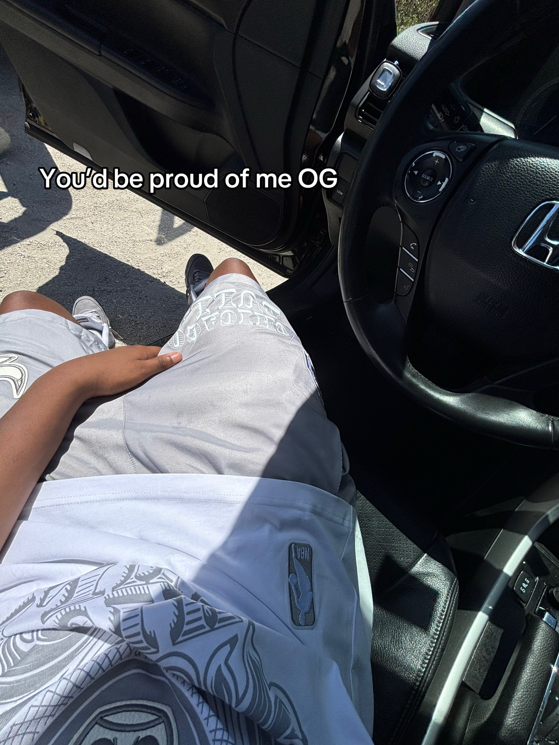 @&reg;️