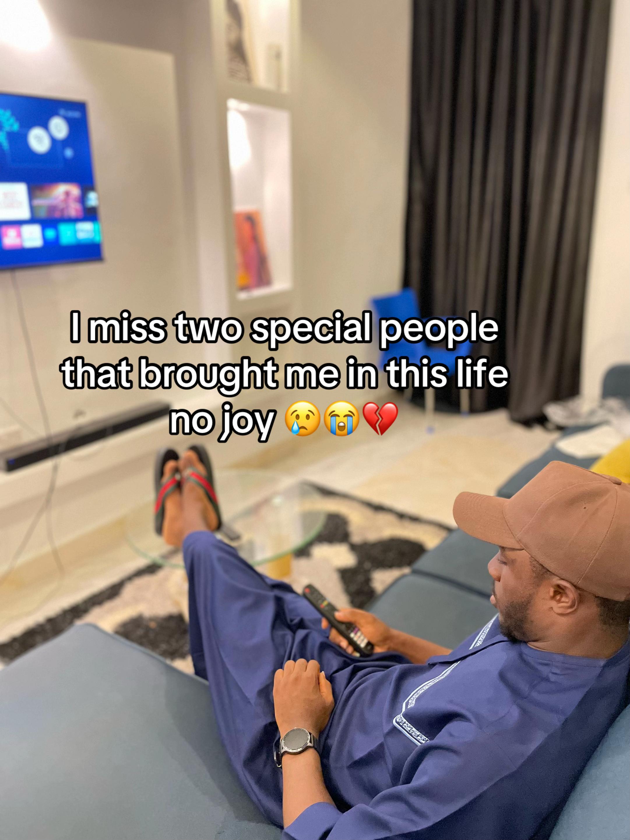 @CHUKWUDIEBERE โ ๏ธโ๏ธ๐งโ๏ธ๐ธ
