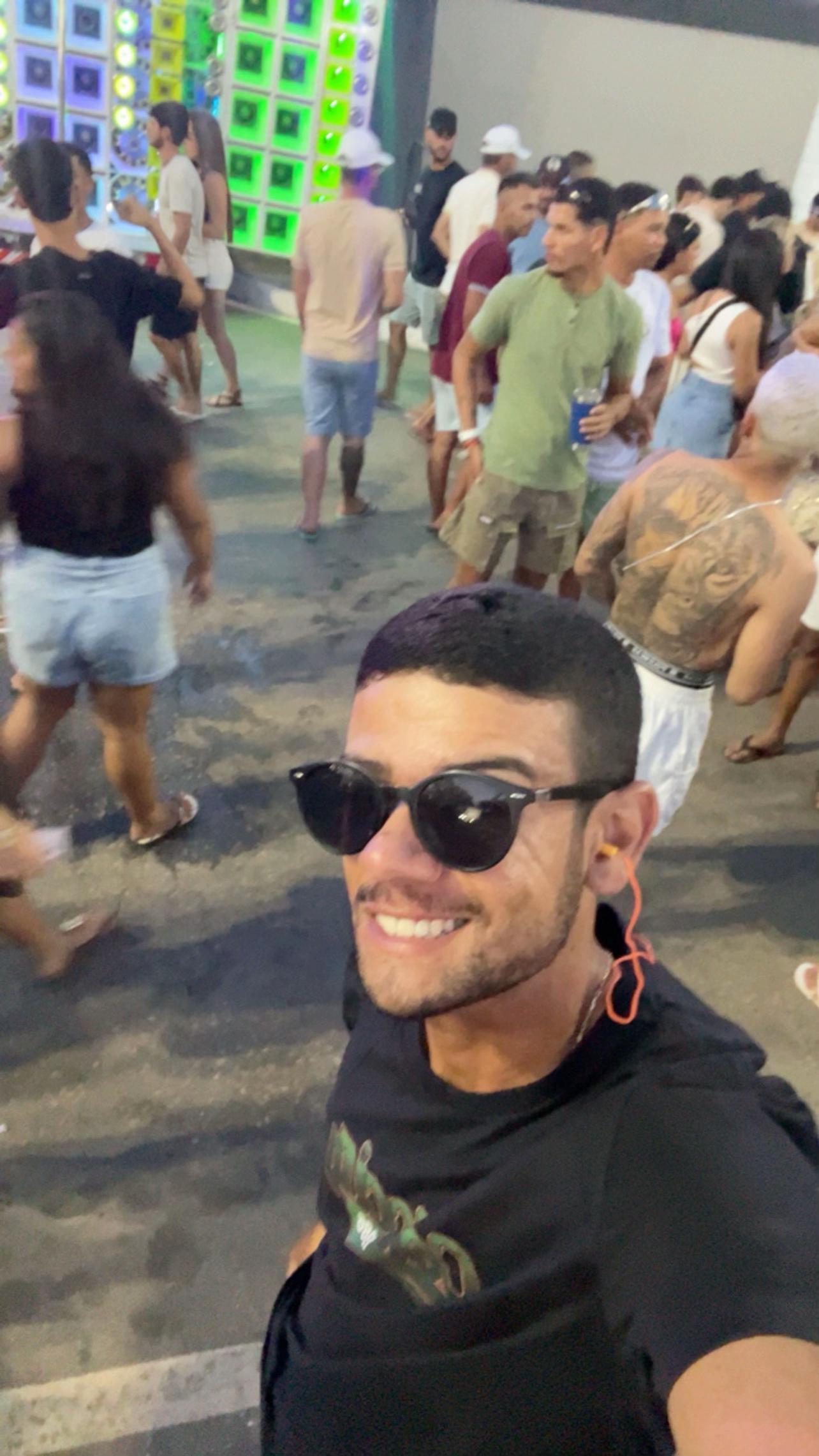@pedro_mickaell