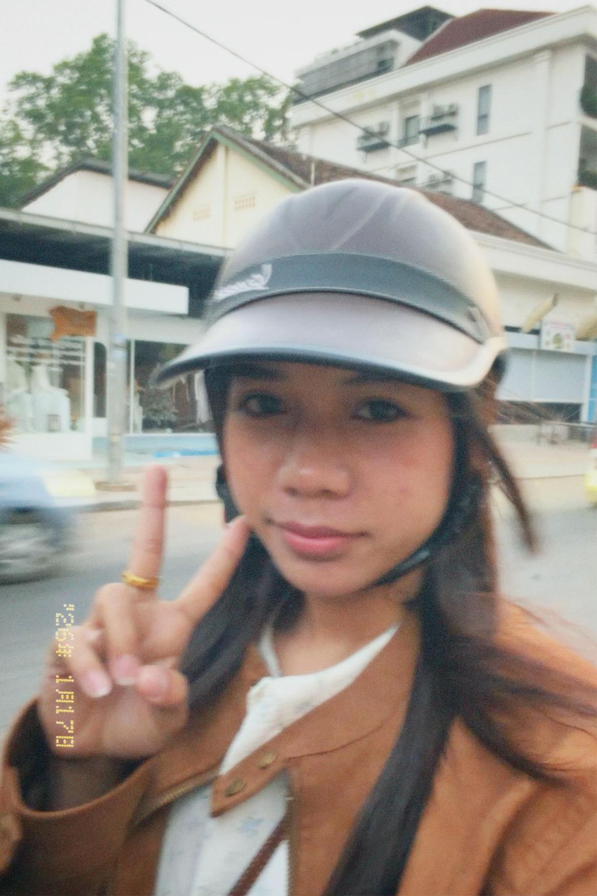 @Unn Moniroth-អុន មុនីរត្ន័