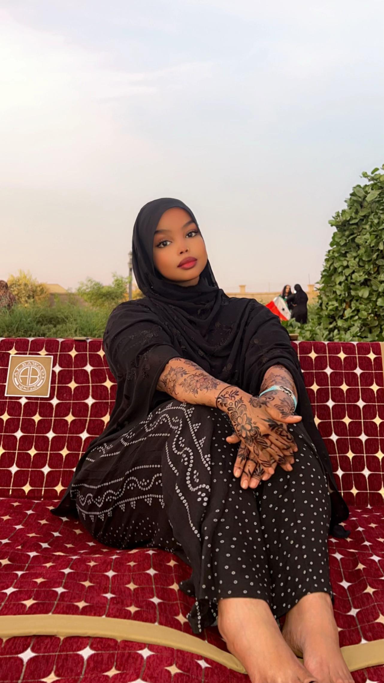 @ismahan.Dheman 👸🏻🖤🇸🇱