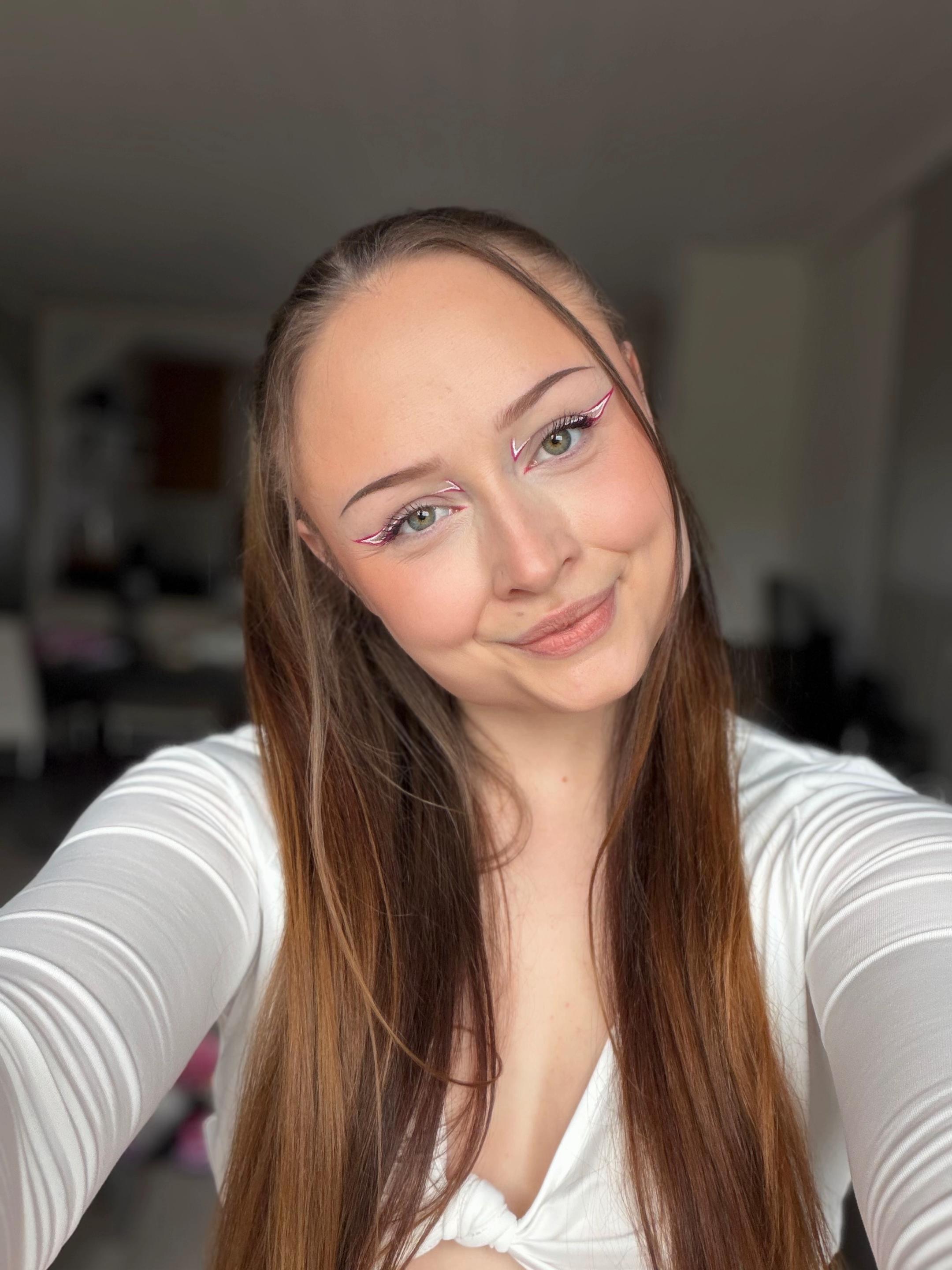 @Viktoria