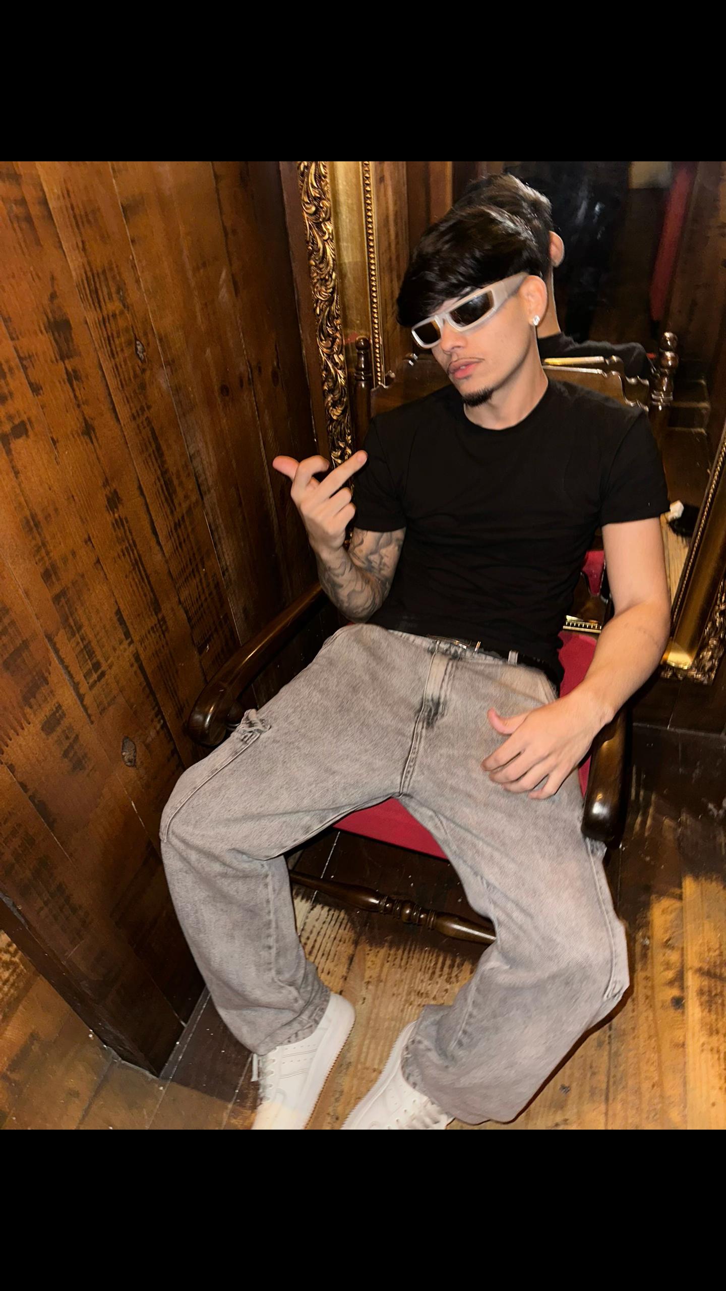 @Cauazin🕺