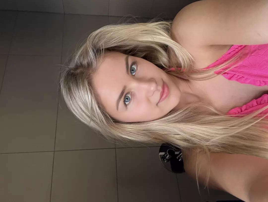 @yurtgirlsophie
