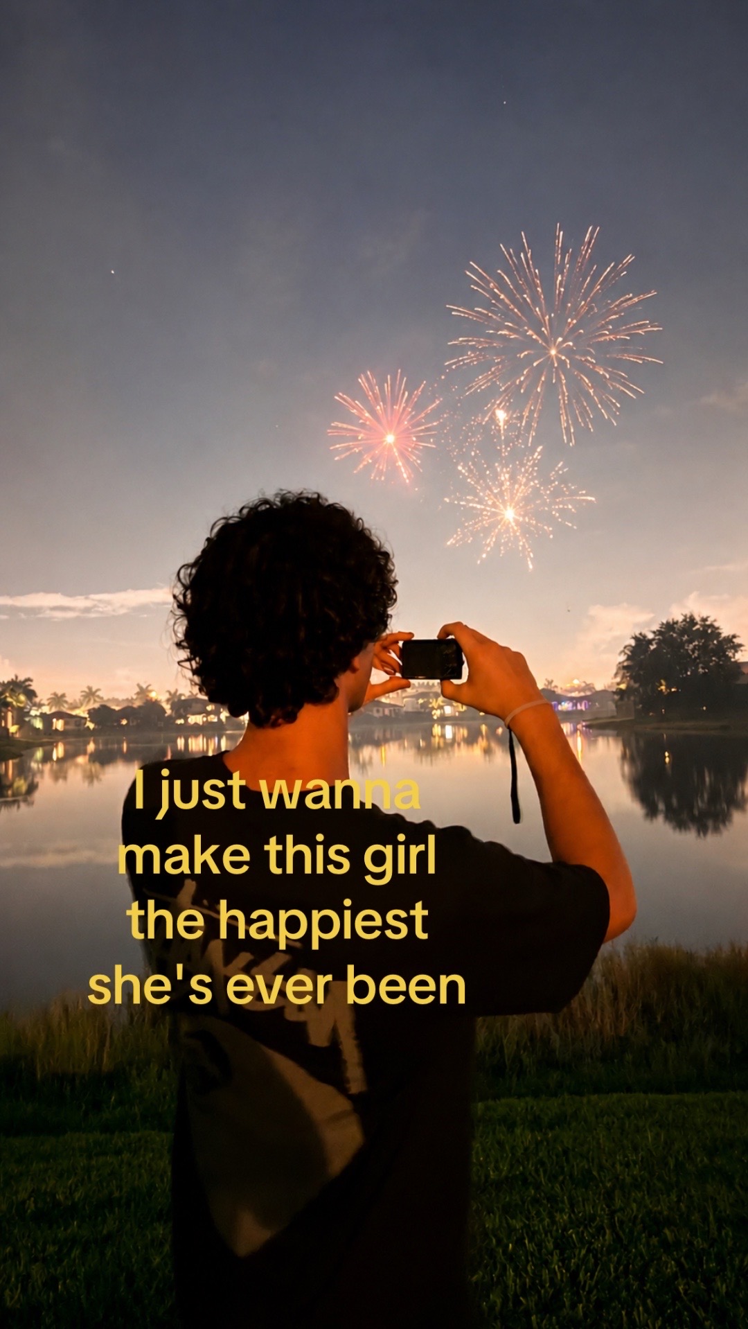 @⃟