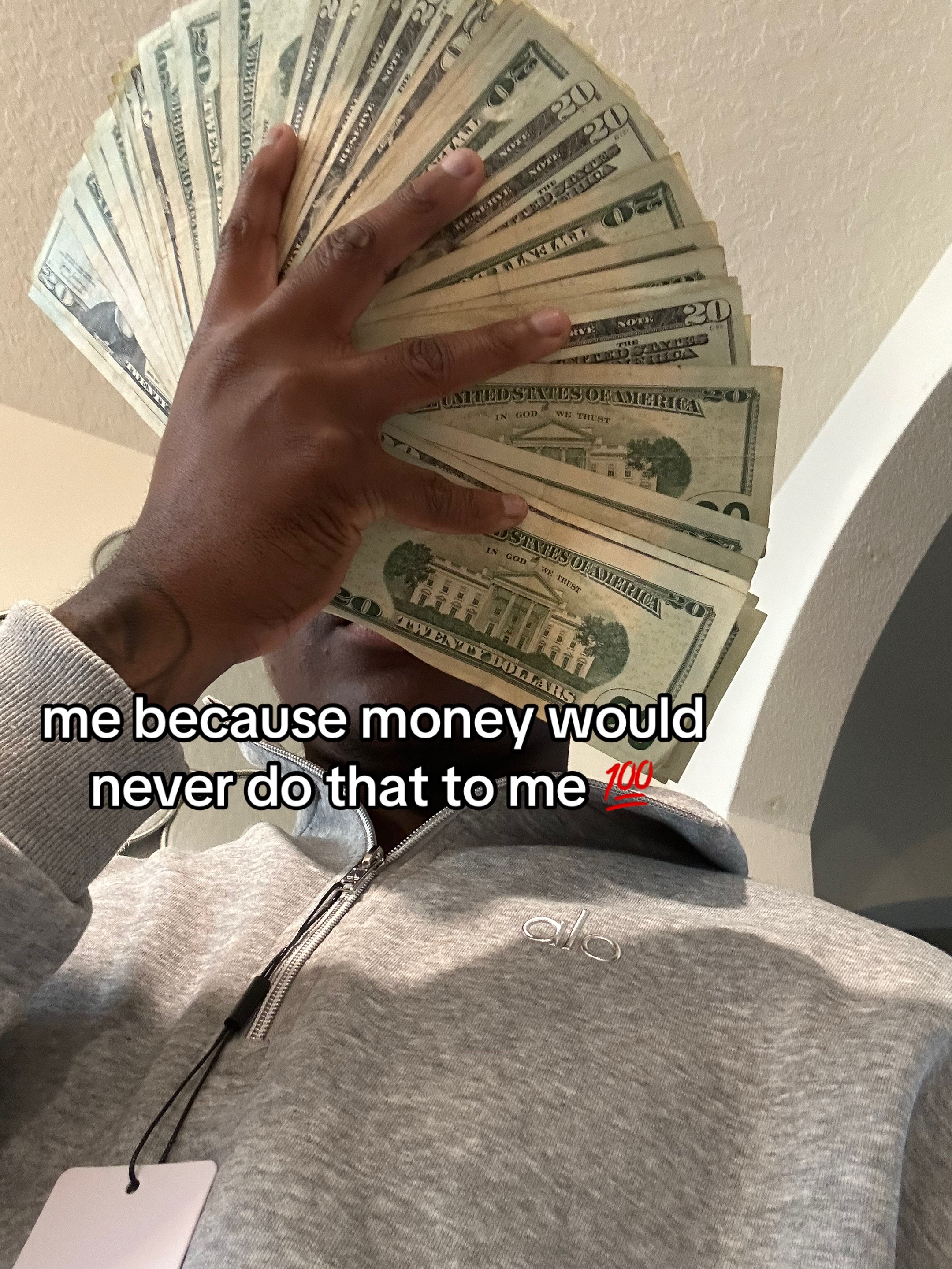 @Gio