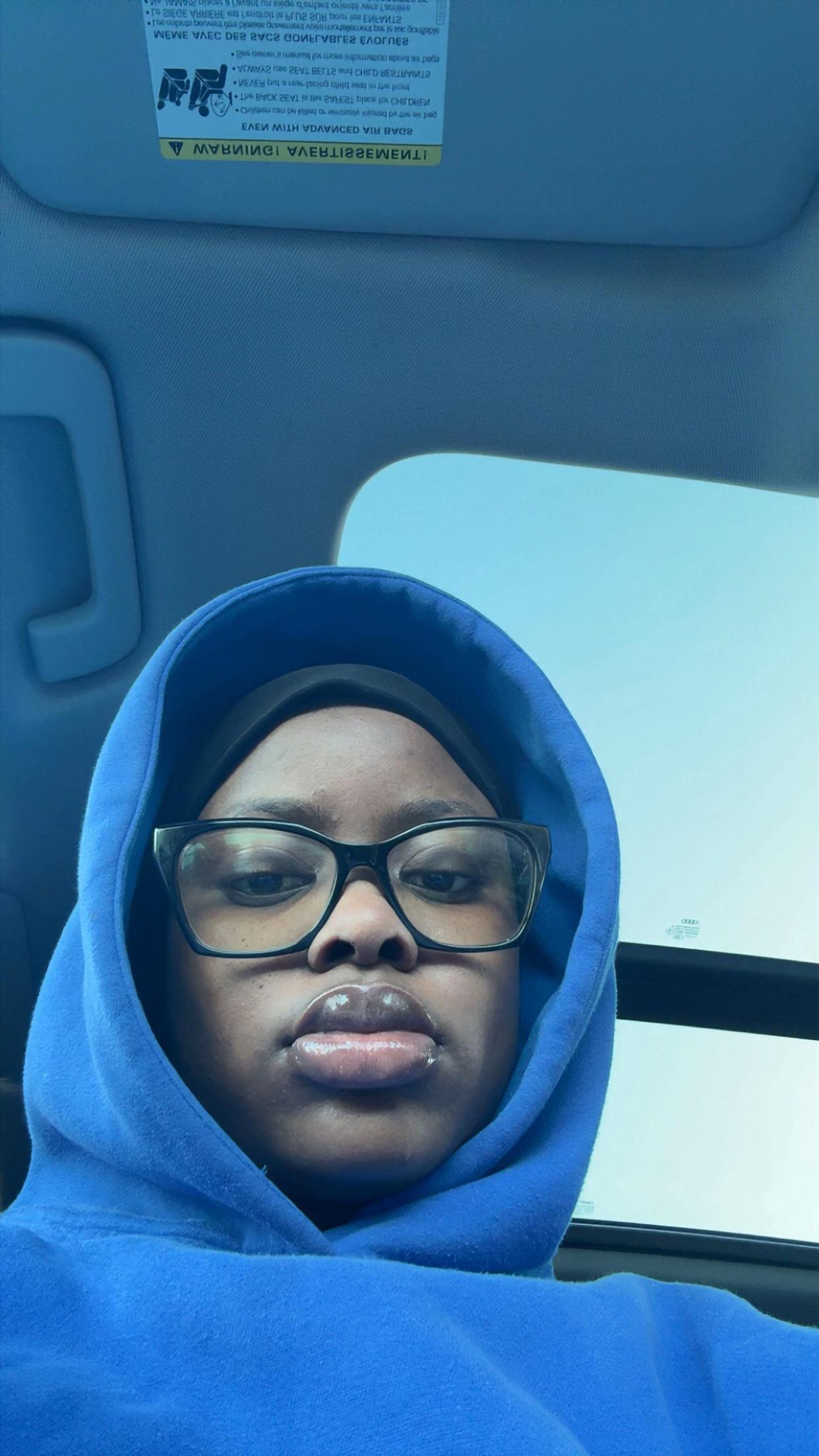 @Aisha.