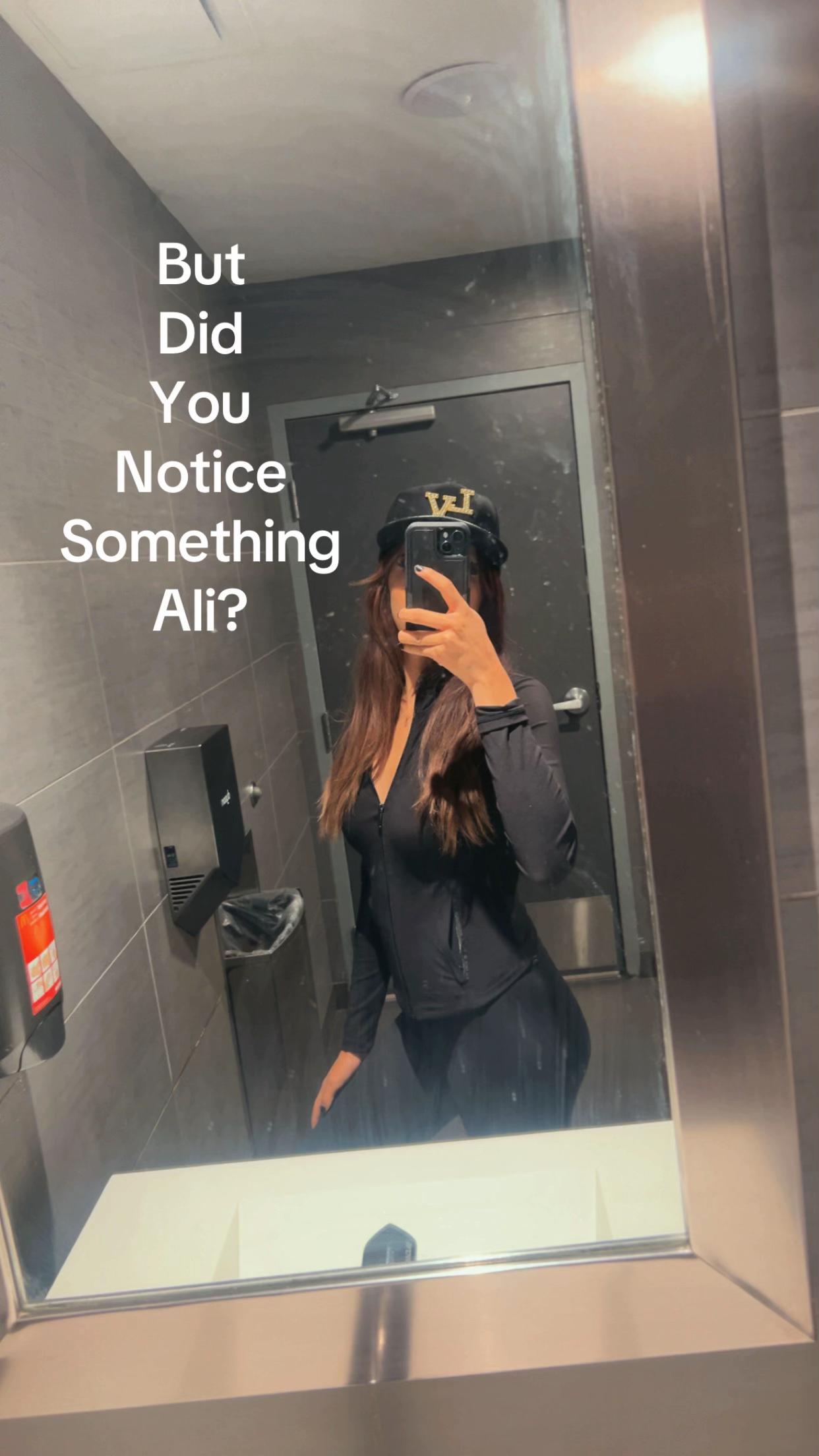 @Ali🎧🎵🖤