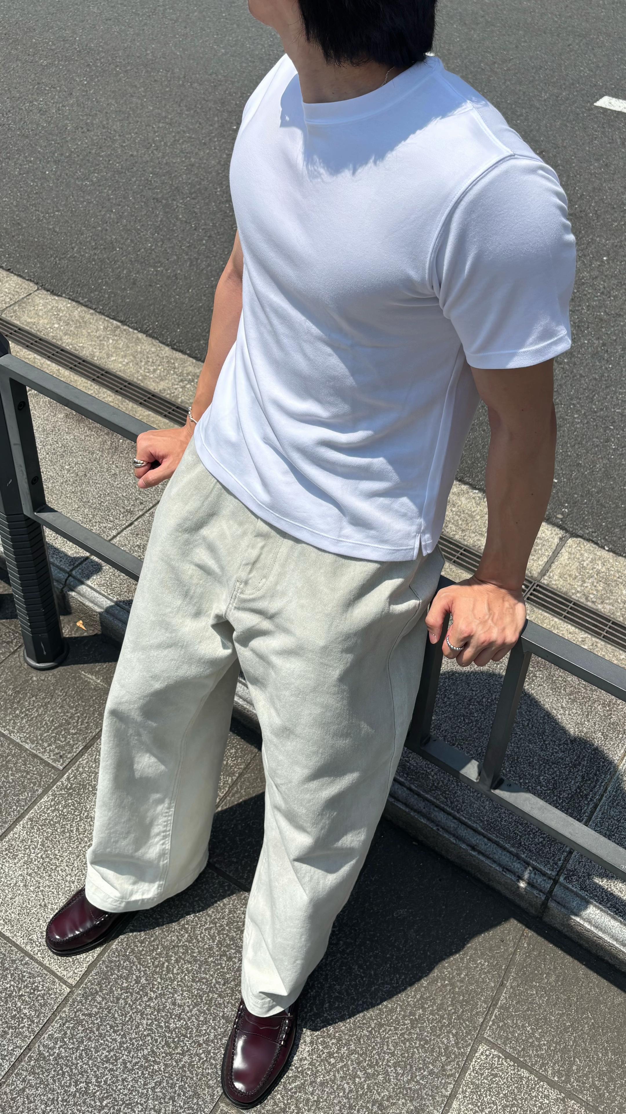 @T