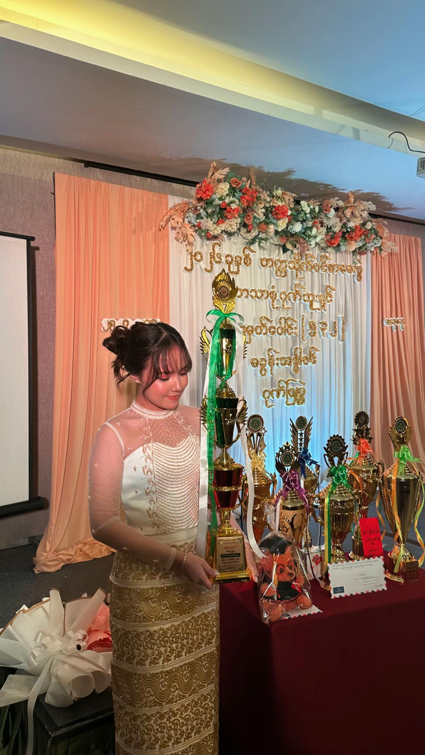 @khunn thadar ✮⋆˙