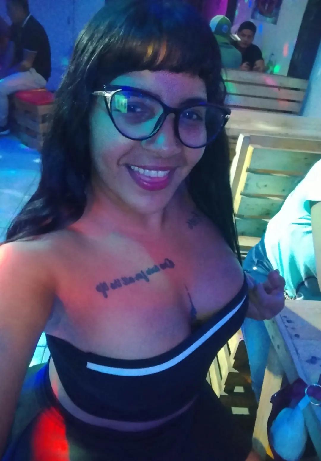 @Negra Bella