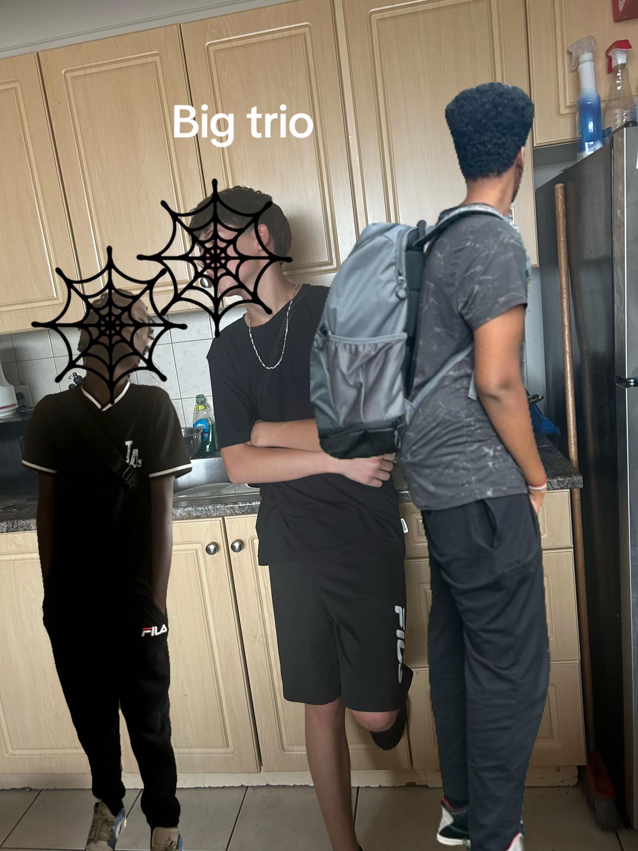 @DH