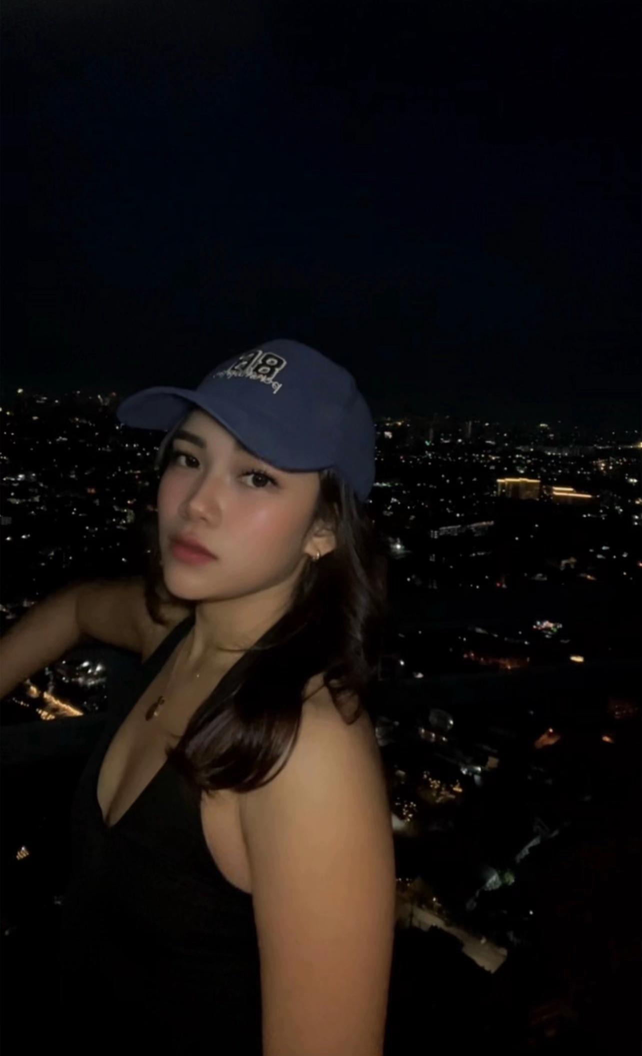@Morenaxxx