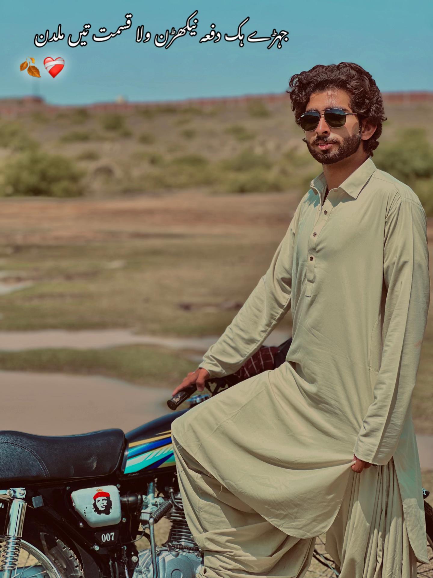 @آنا پرست 😎🔥
