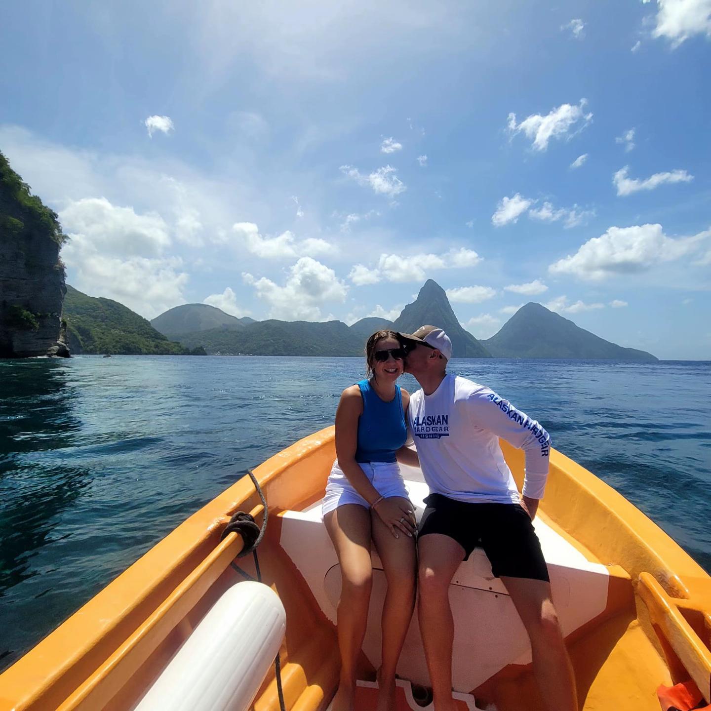 @FeelGood Boat Tours