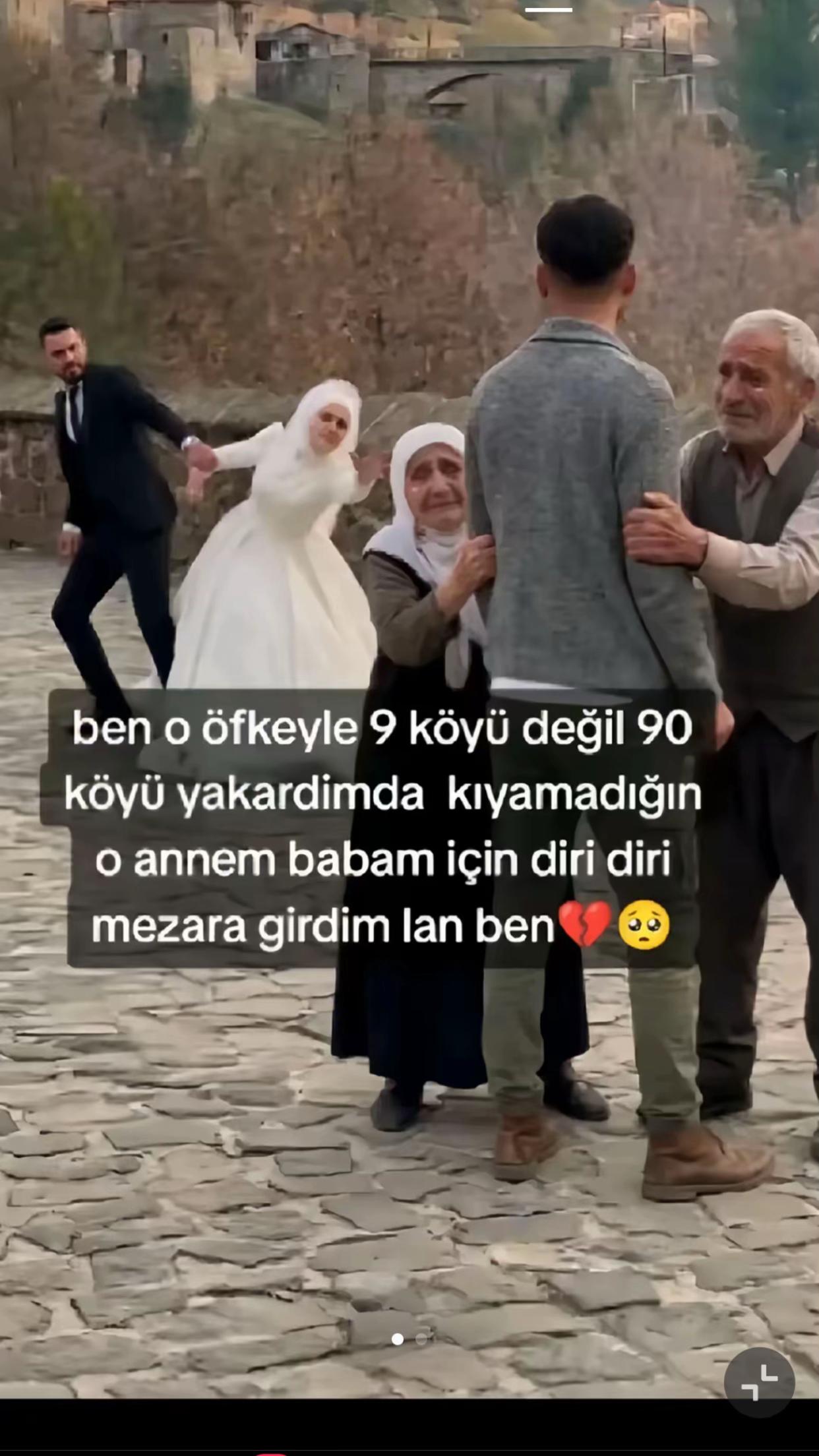 @&ouml;zcan 03