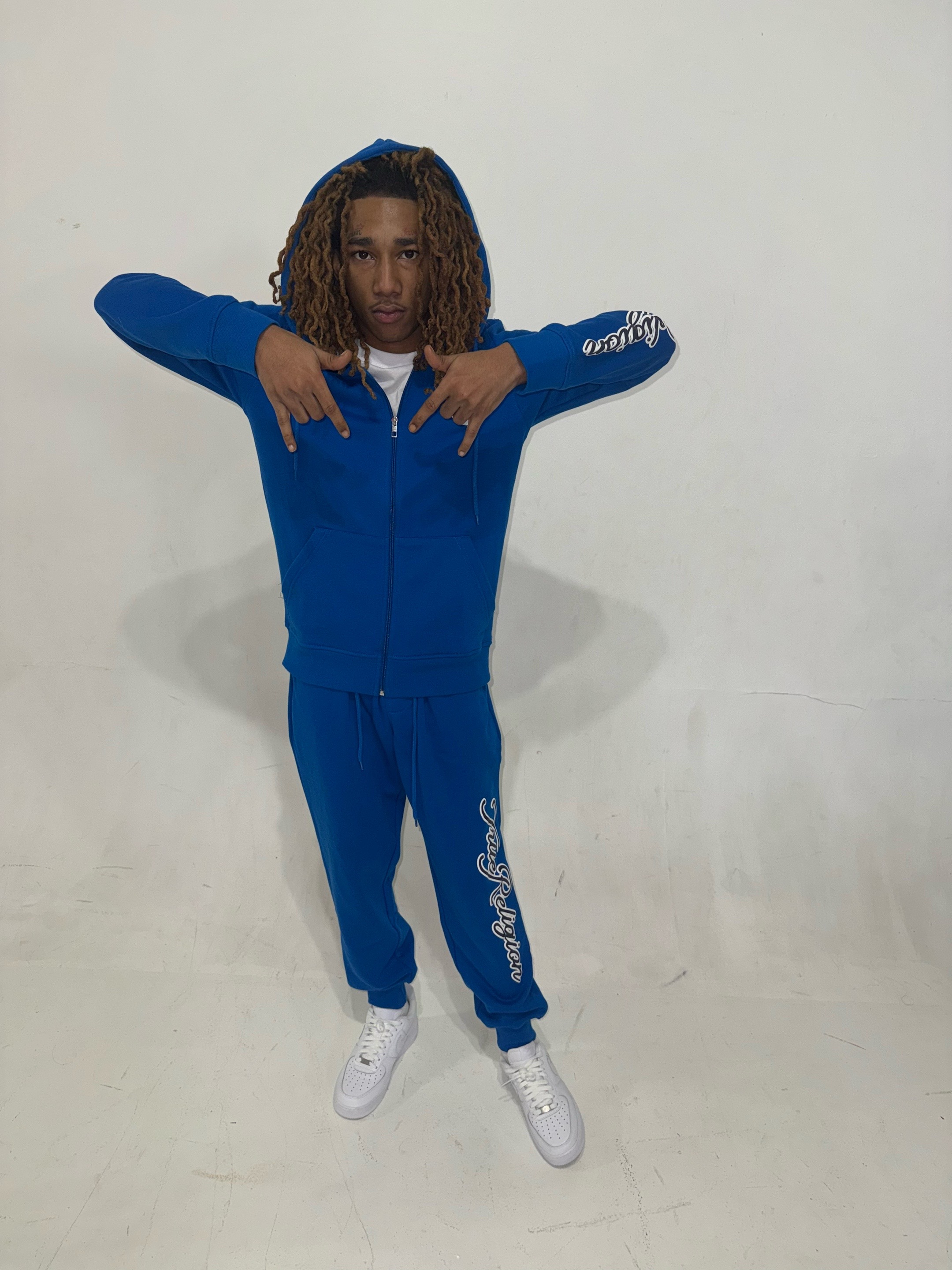 @1lilqua50_onig