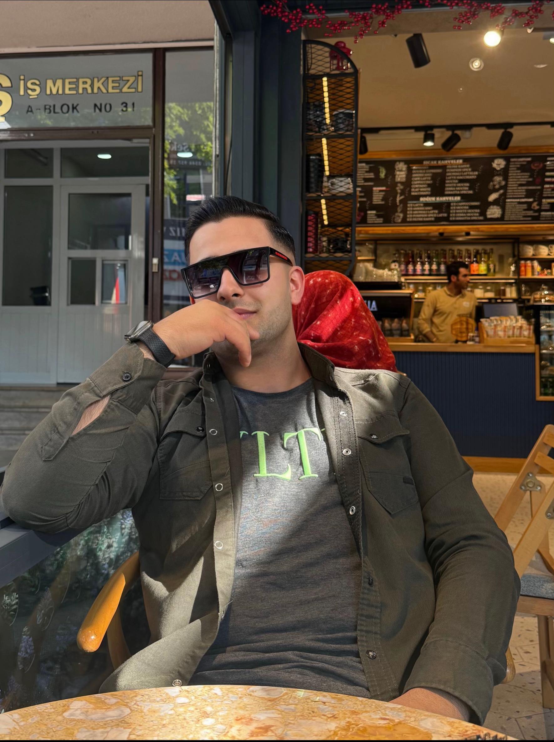@Tarık Tekçe