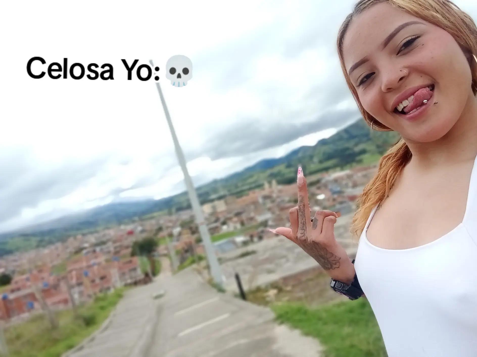@Tu mona😈😻